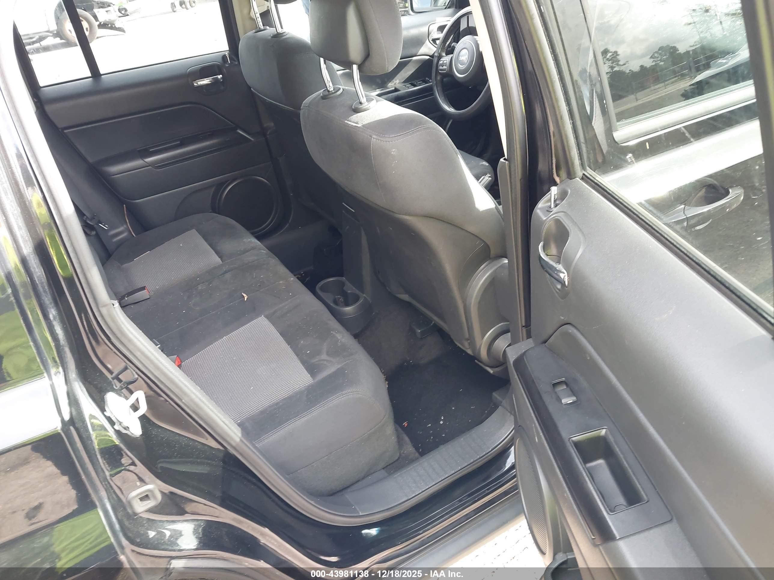 JEEP PATRIOT image 8