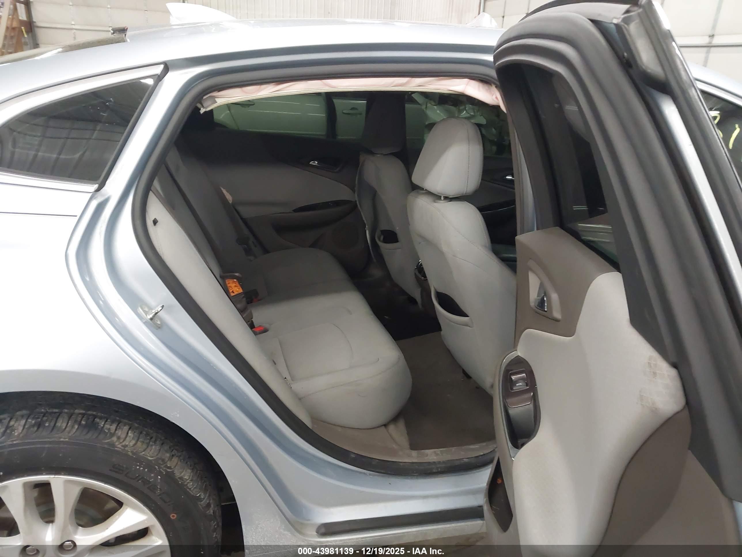 CHEVROLET MALIBU image 8