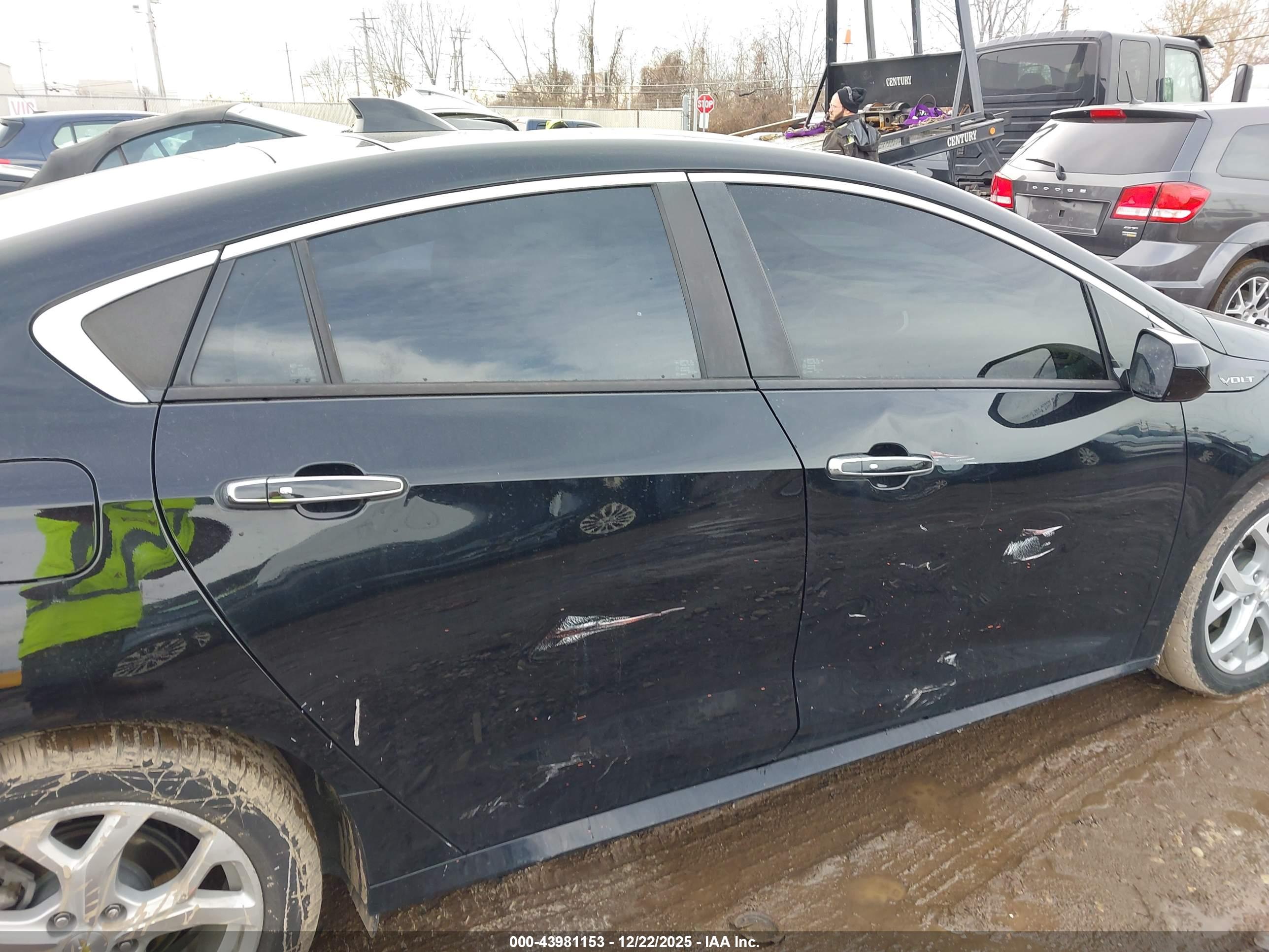 CHEVROLET VOLT image 6