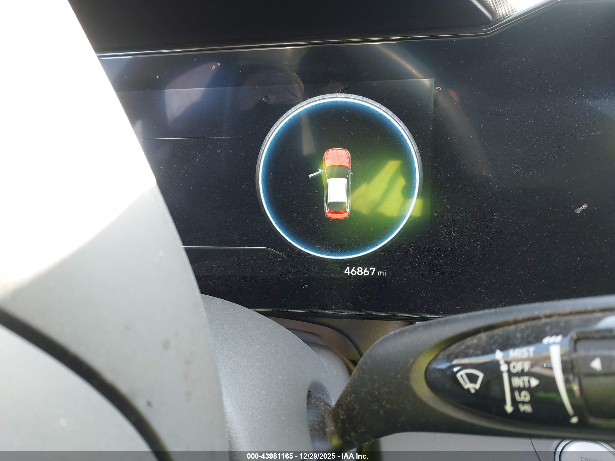 HYUNDAI ELANTRA image 7