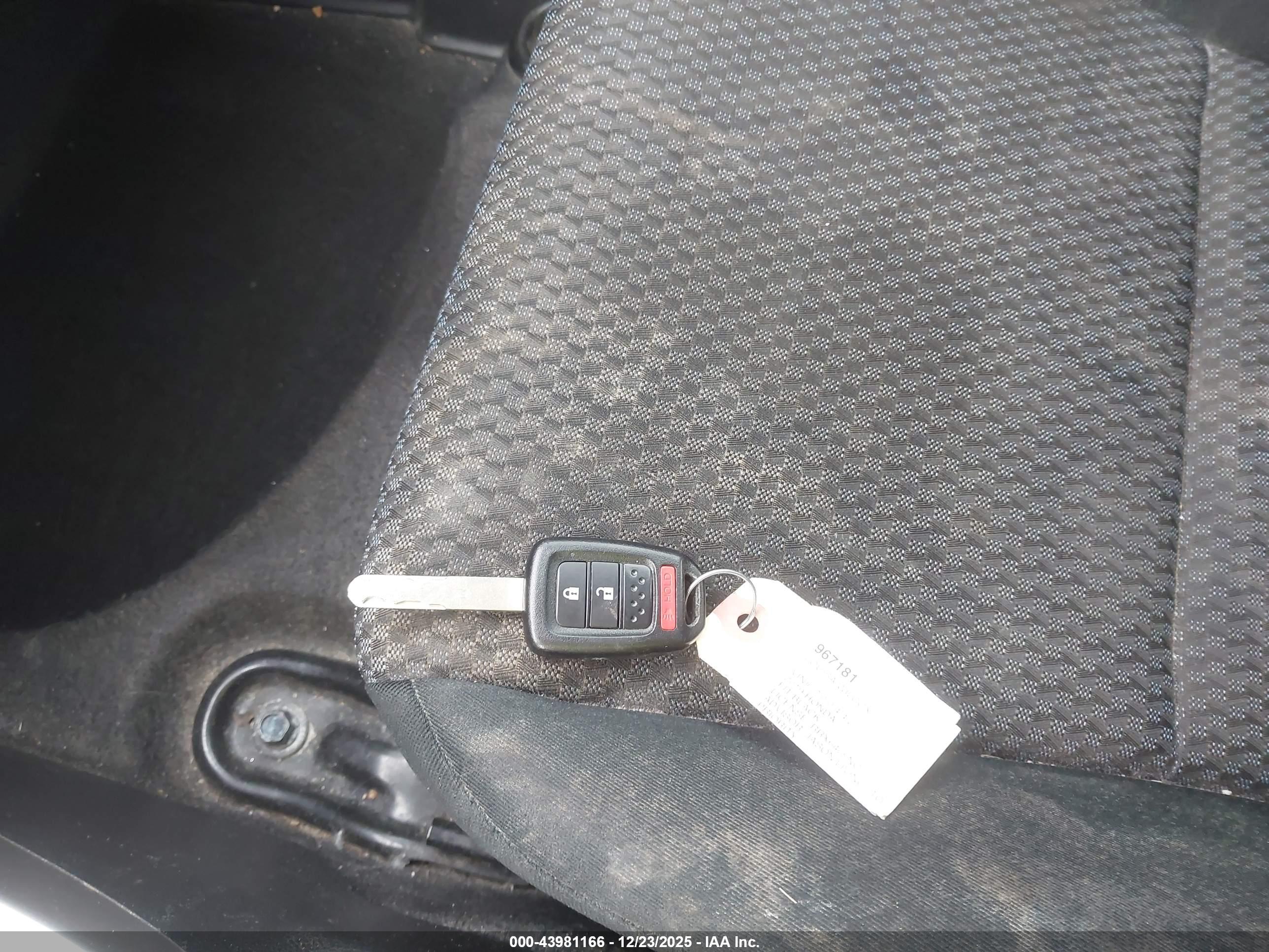 HONDA FIT image 11