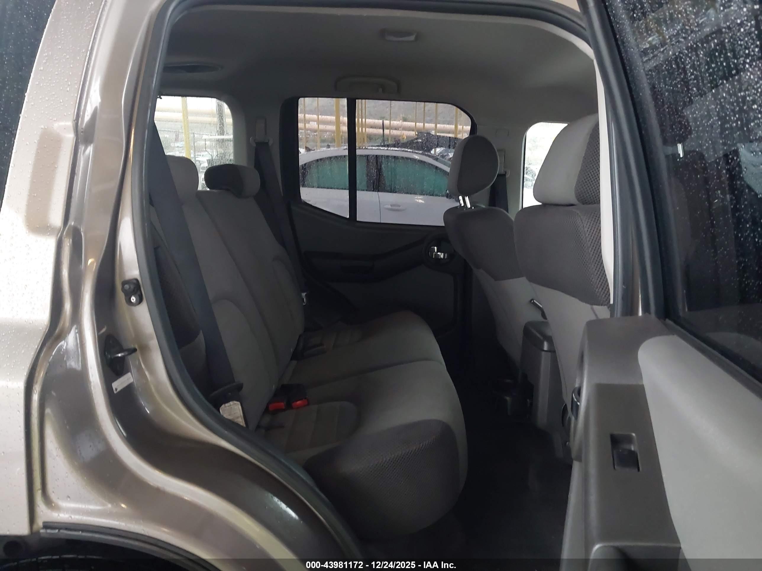NISSAN XTERRA image 8
