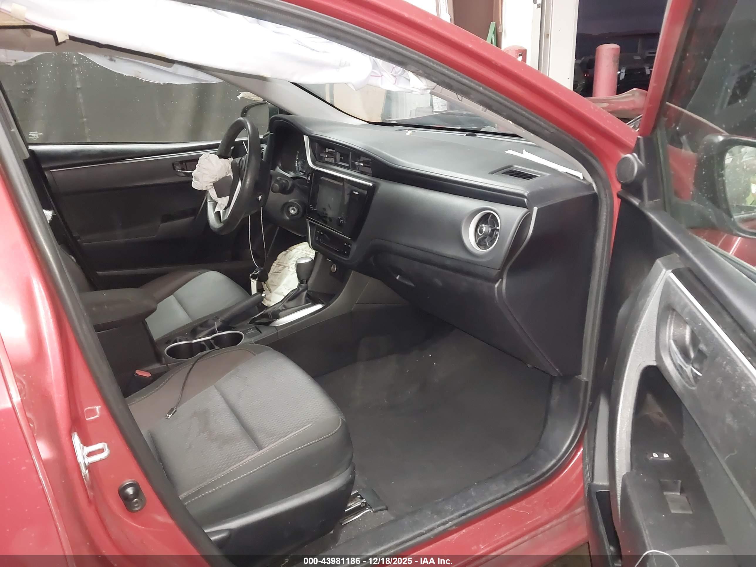 TOYOTA COROLLA image 5