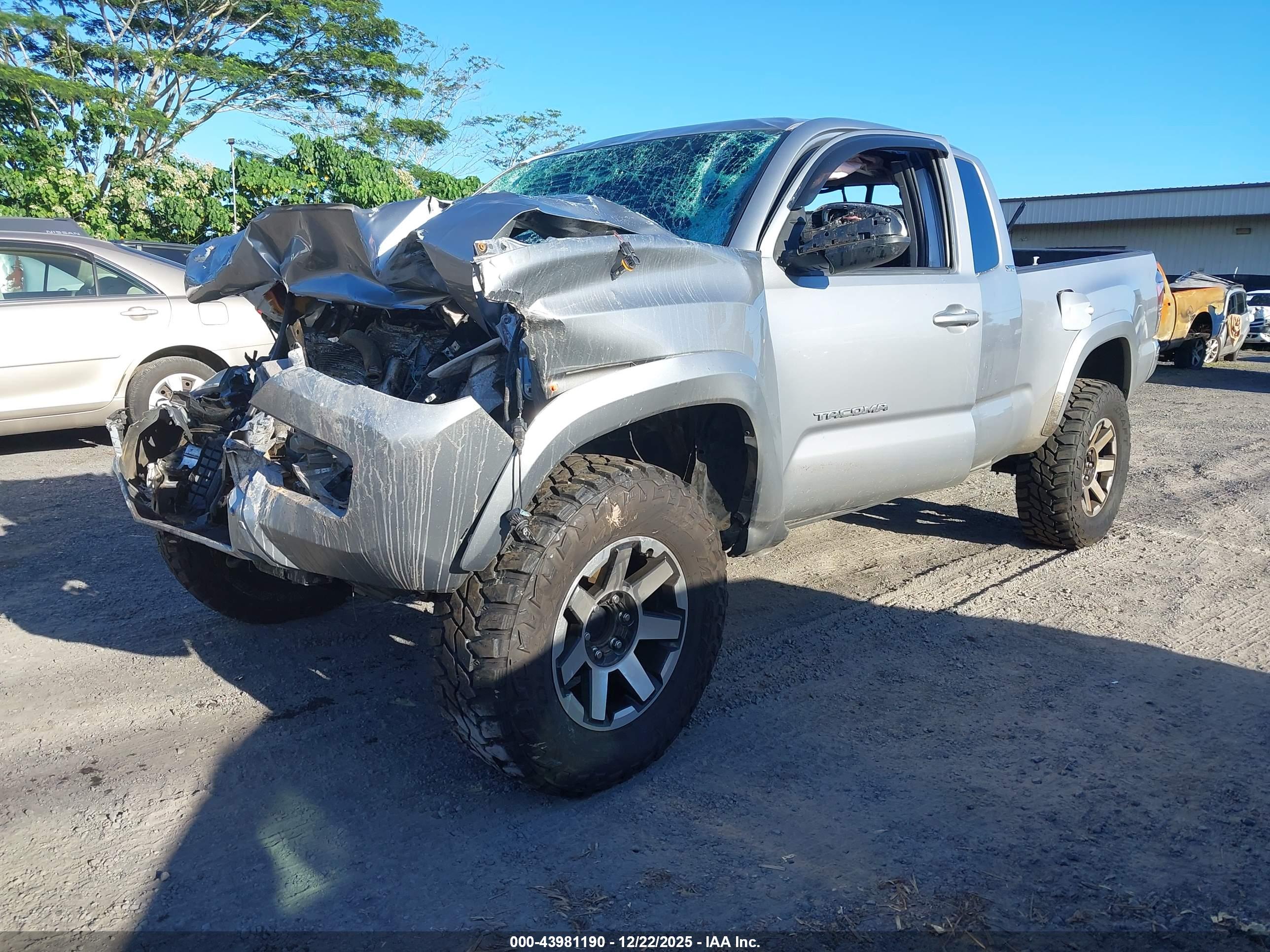 TOYOTA TACOMA image 2