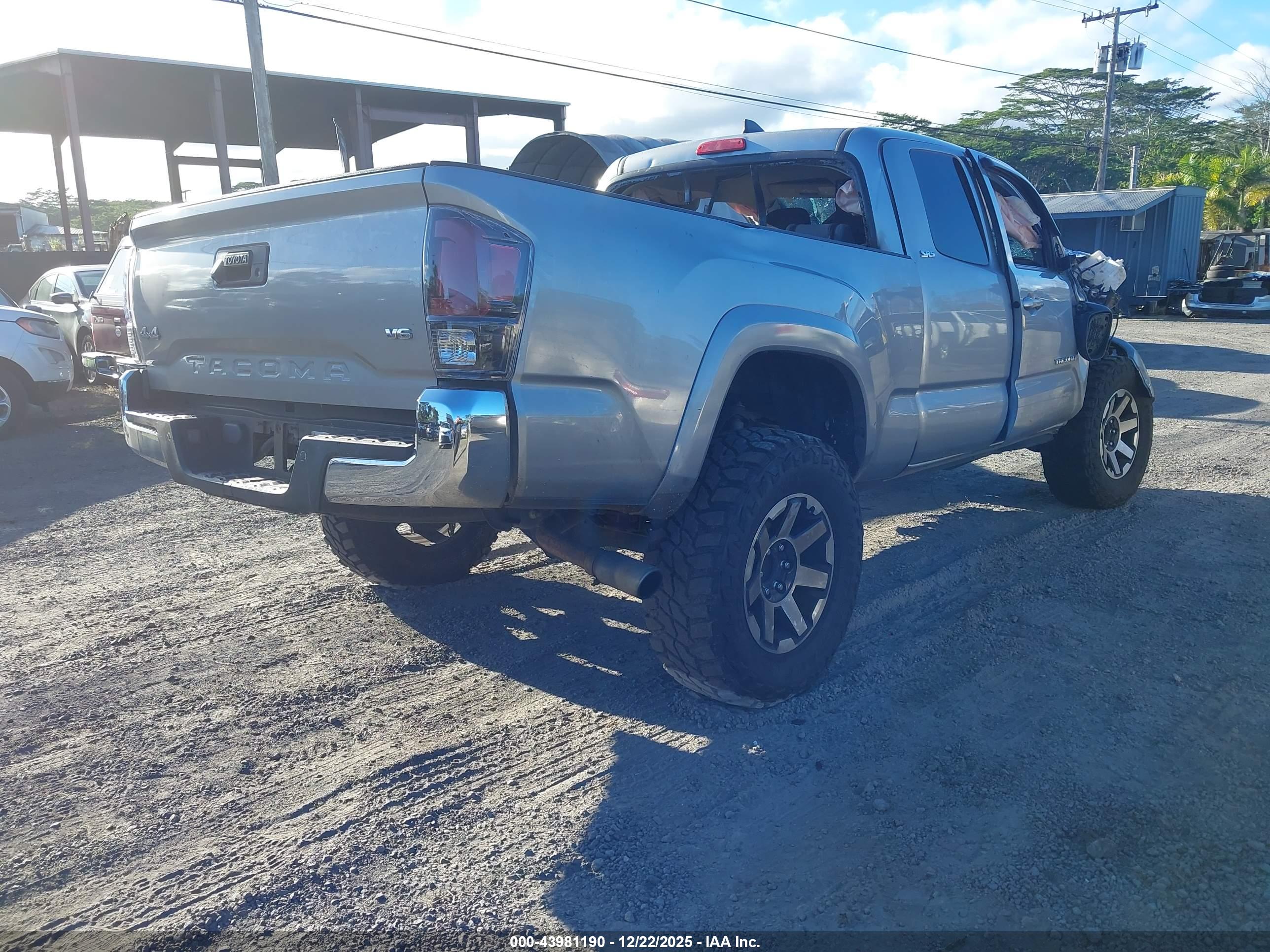 TOYOTA TACOMA image 4