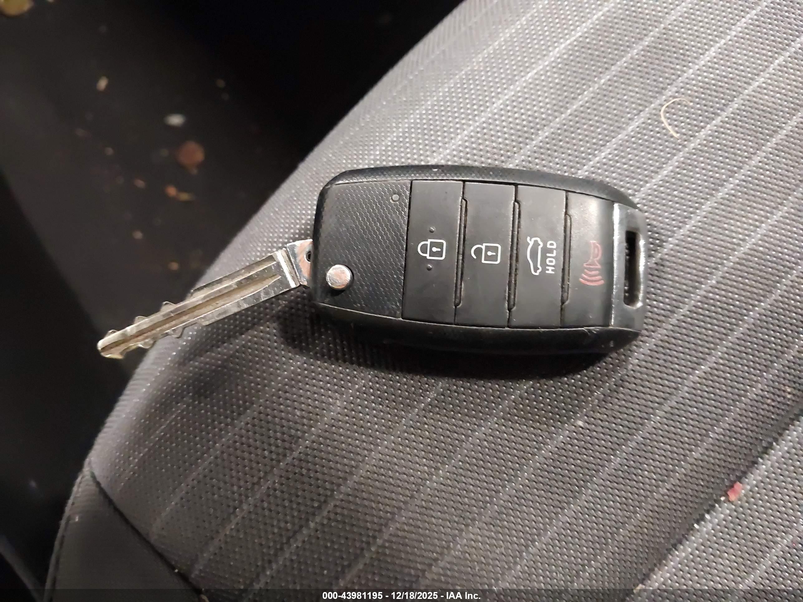 KIA FORTE image 11