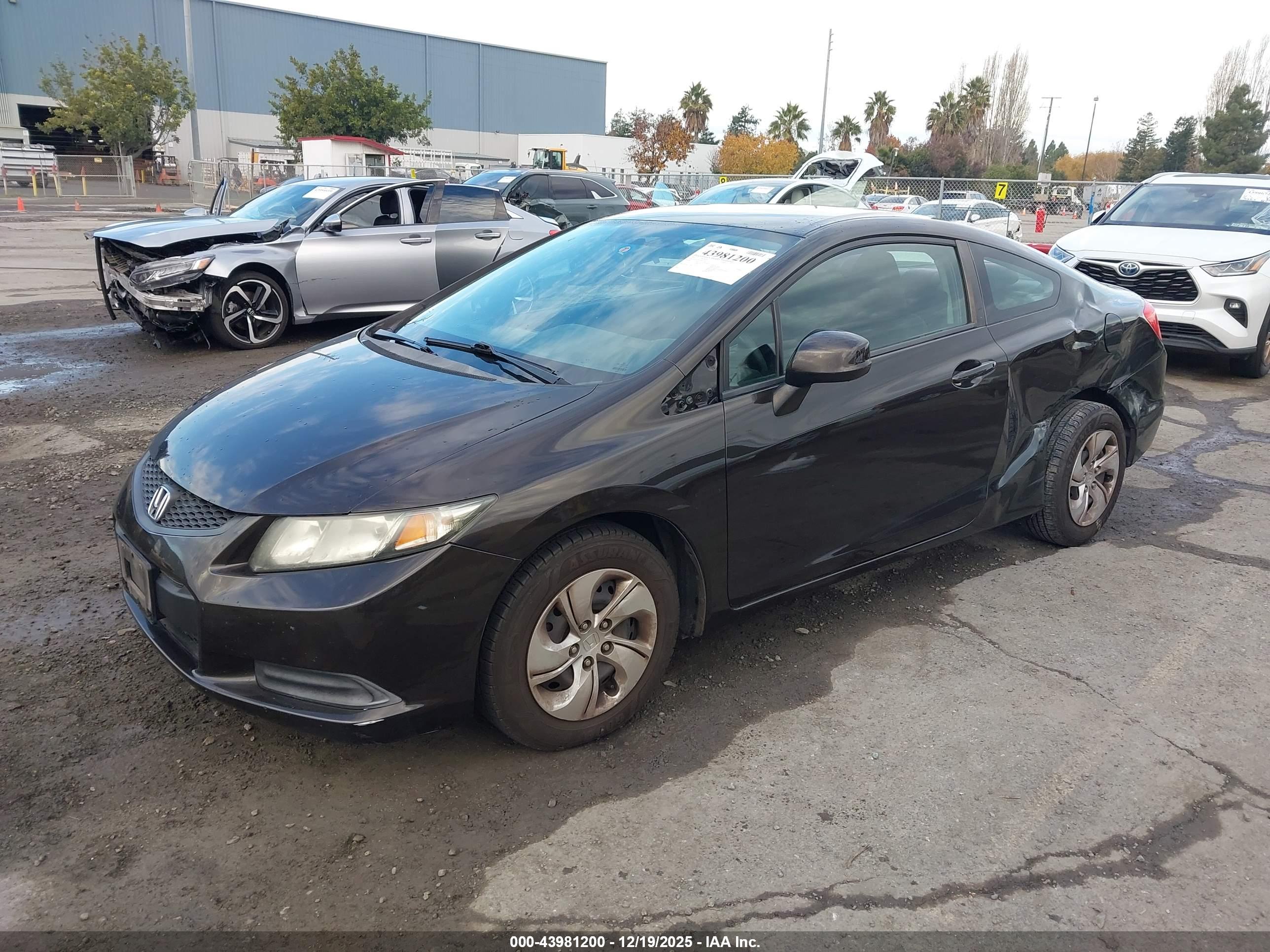 HONDA CIVIC image 2