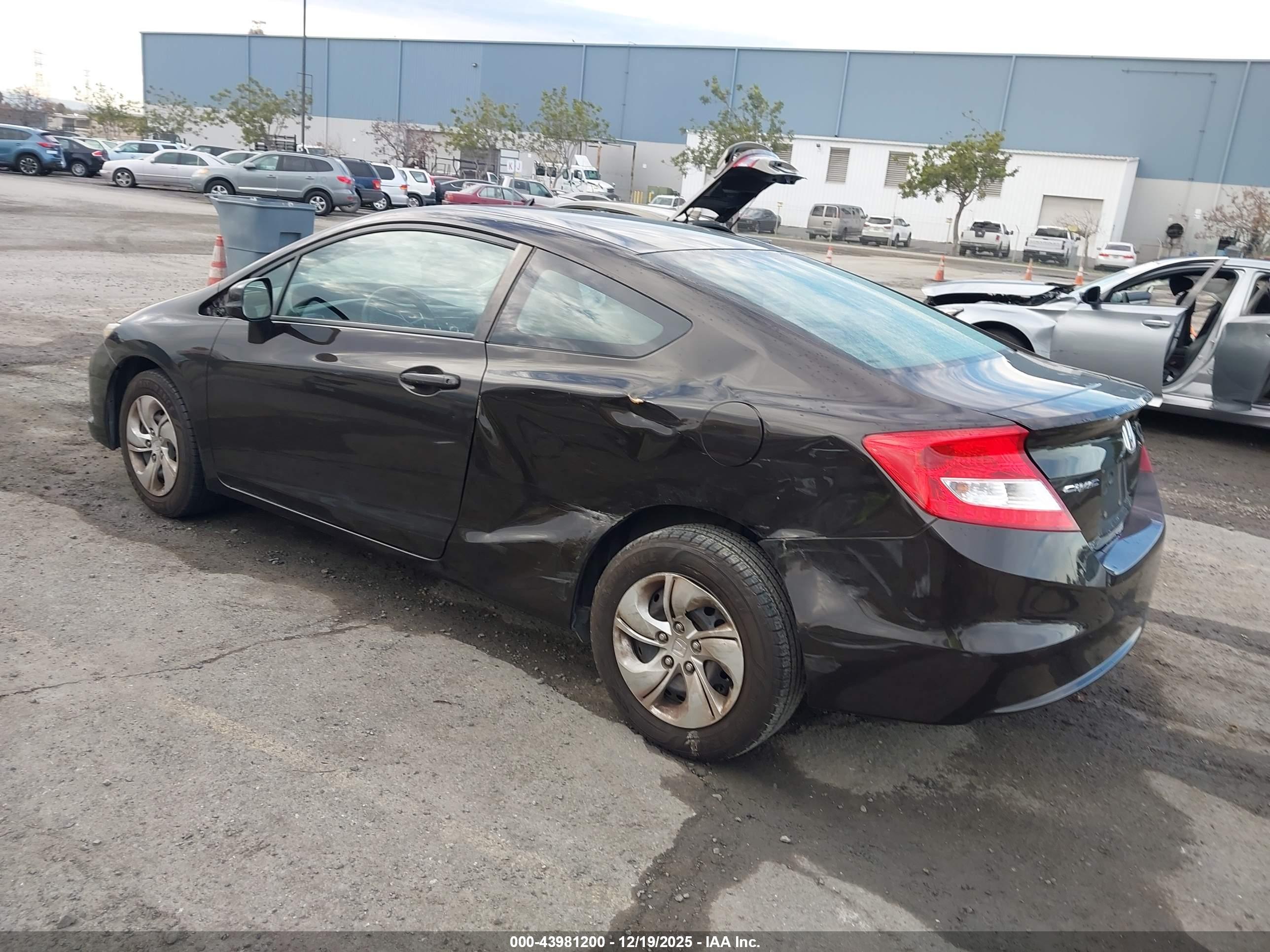 HONDA CIVIC image 3