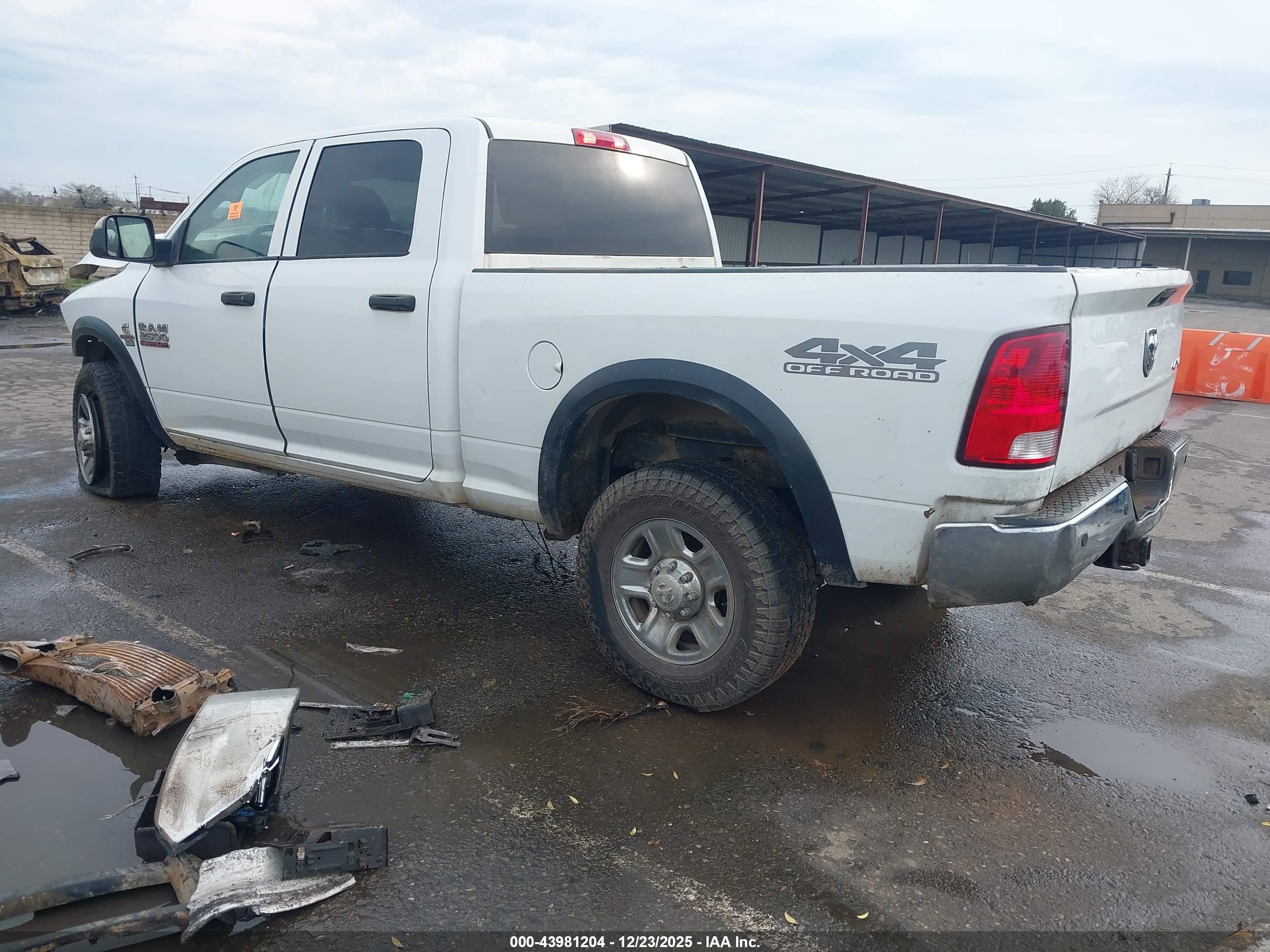RAM 2500 image 3