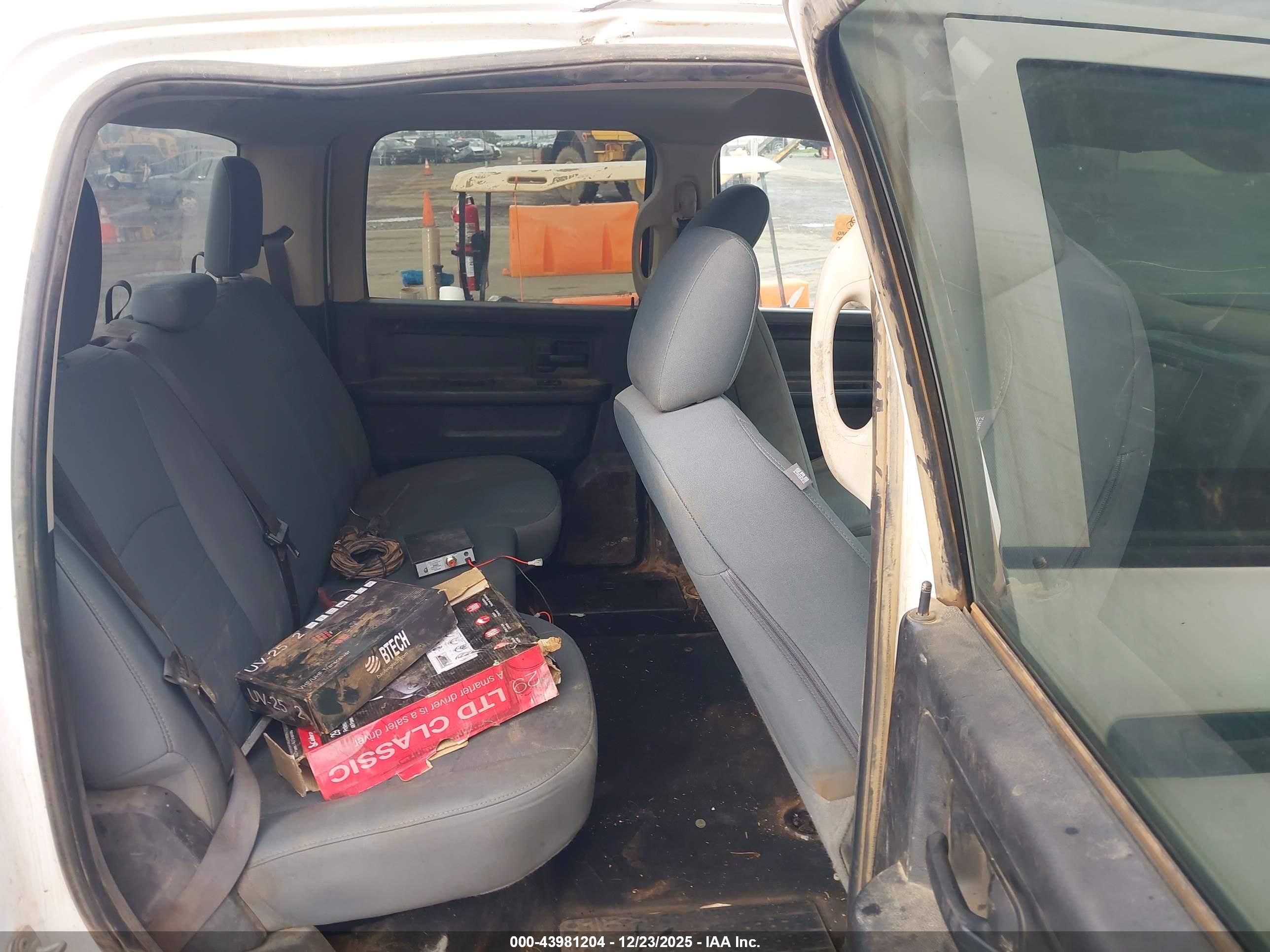 RAM 2500 image 8