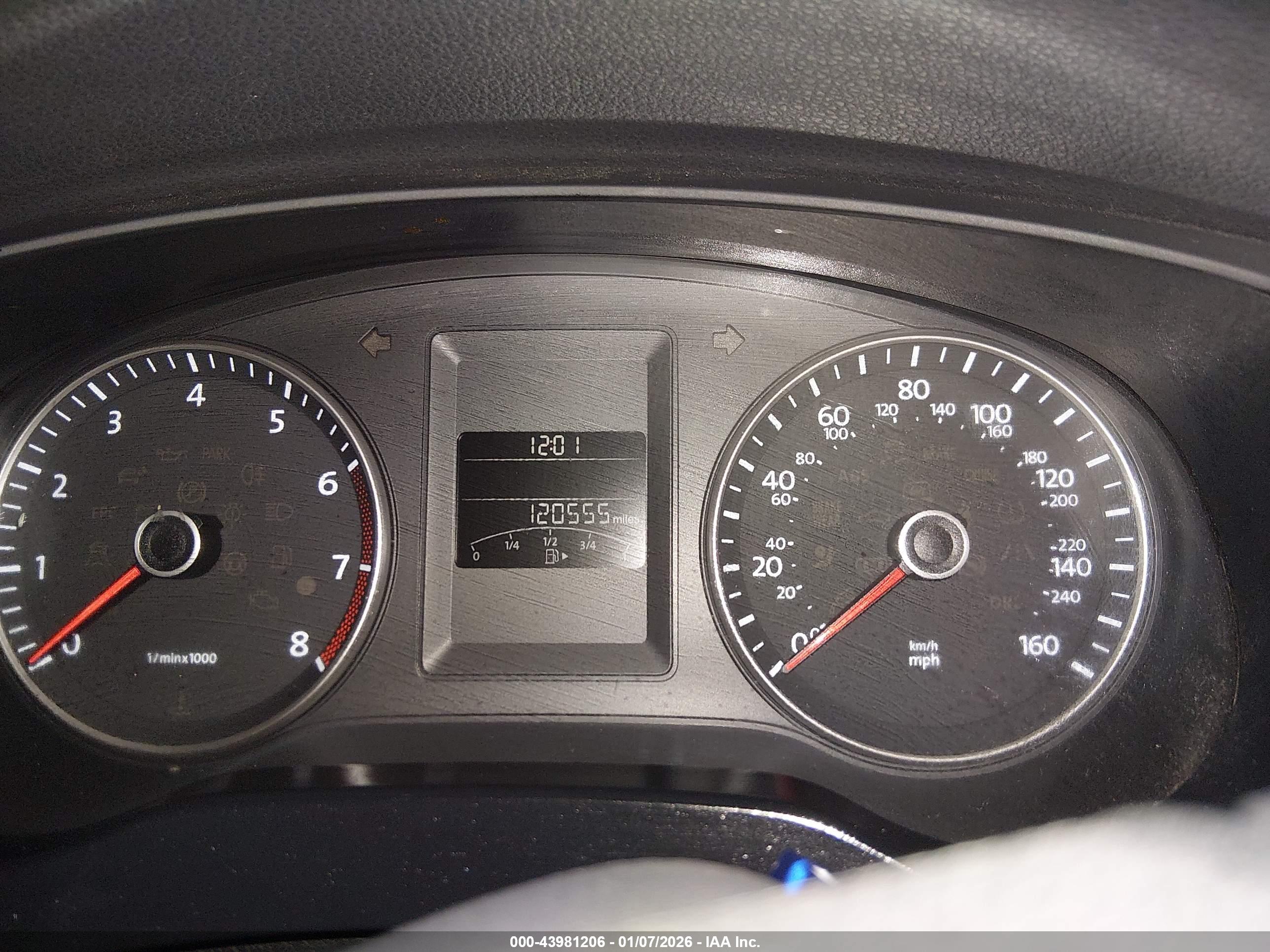 VOLKSWAGEN JETTA image 7