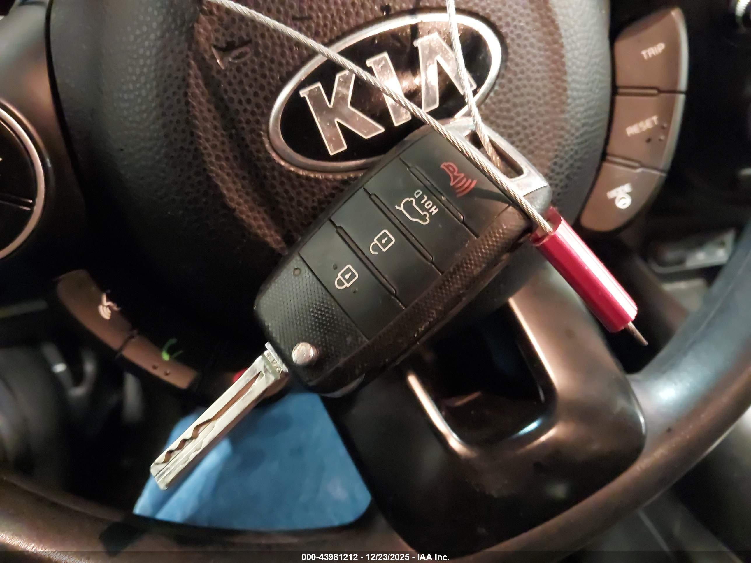 KIA SOUL image 11