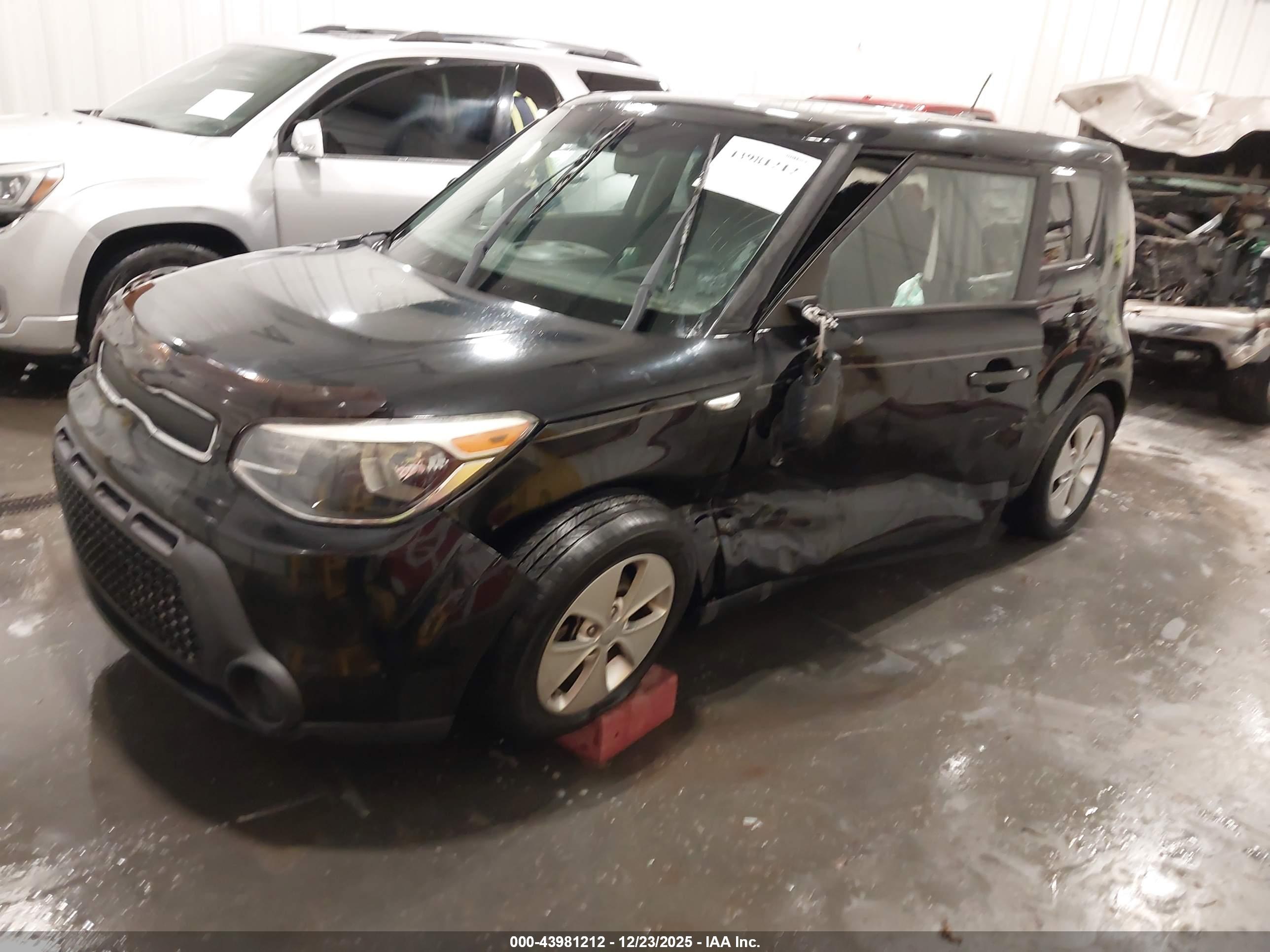 KIA SOUL image 2