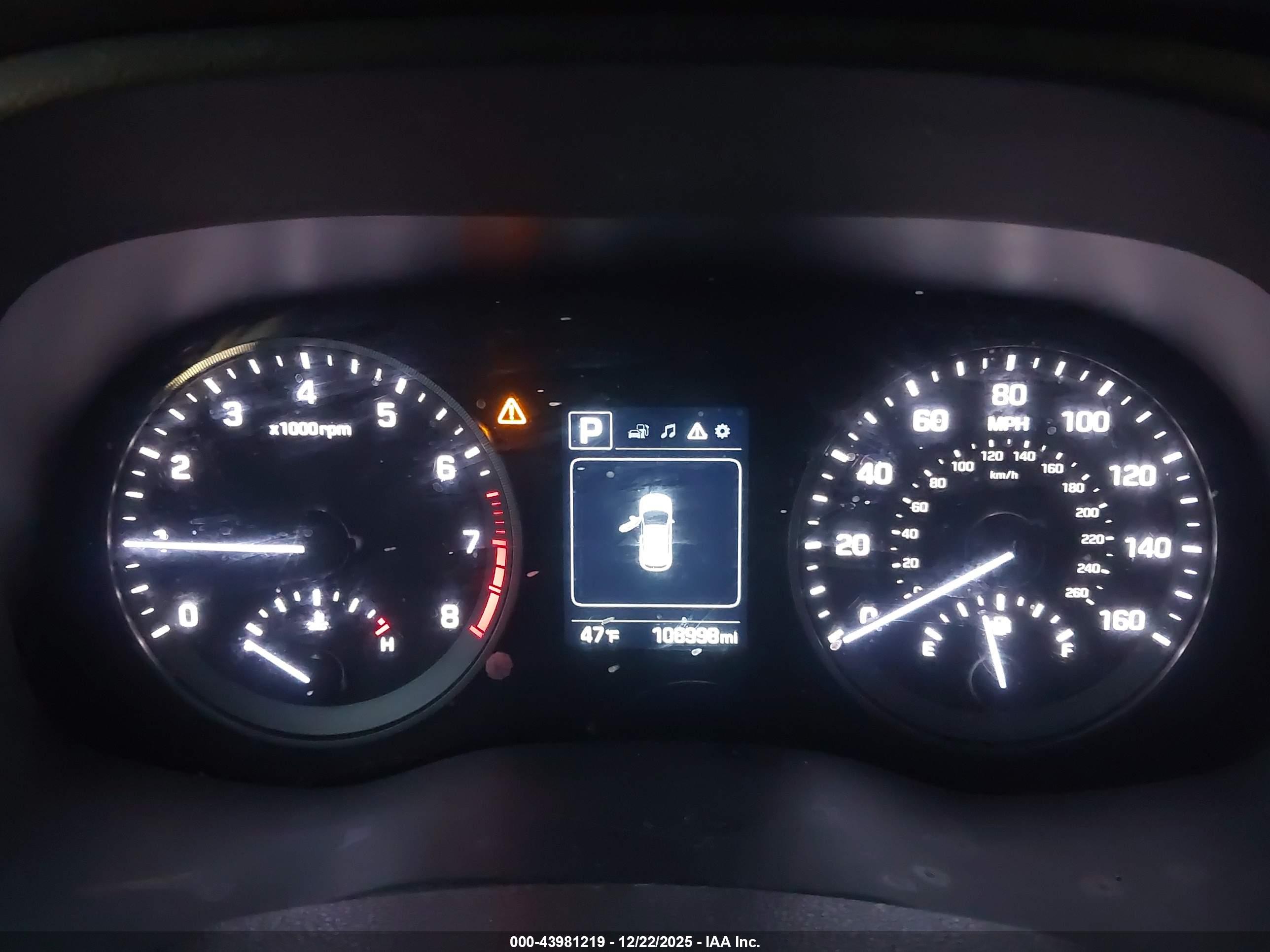 HYUNDAI TUCSON image 7