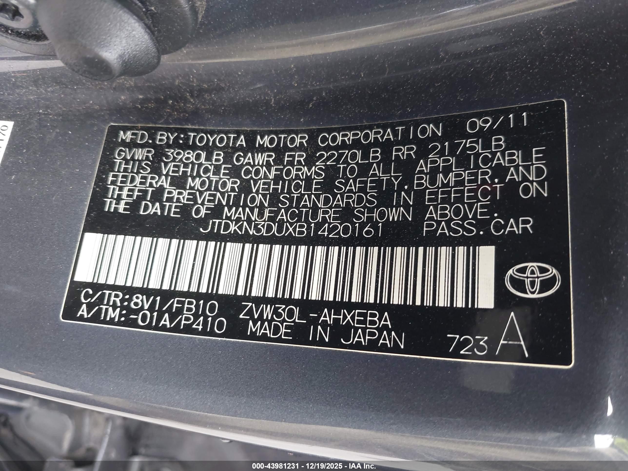 TOYOTA PRIUS image 9