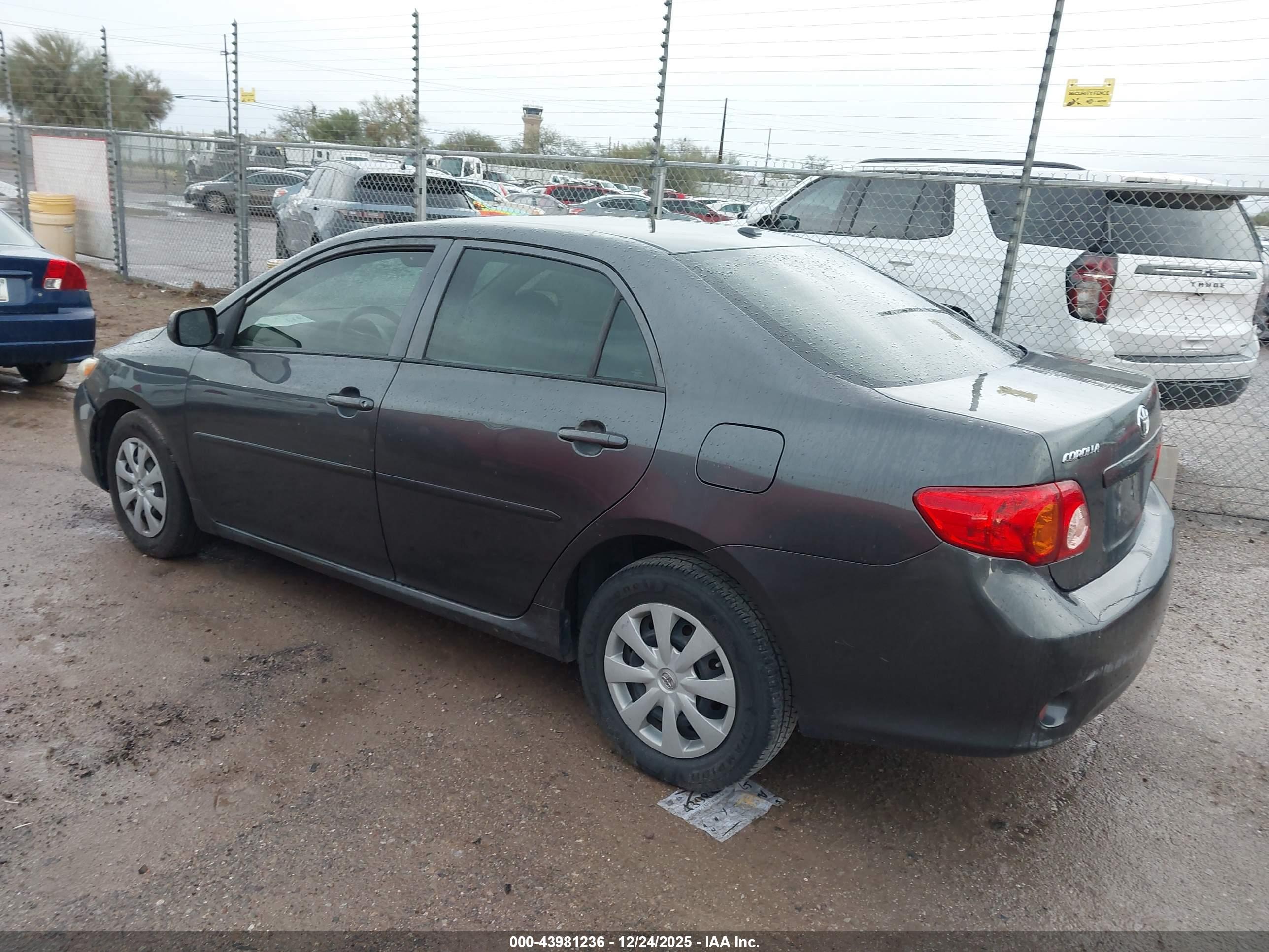 TOYOTA COROLLA image 3