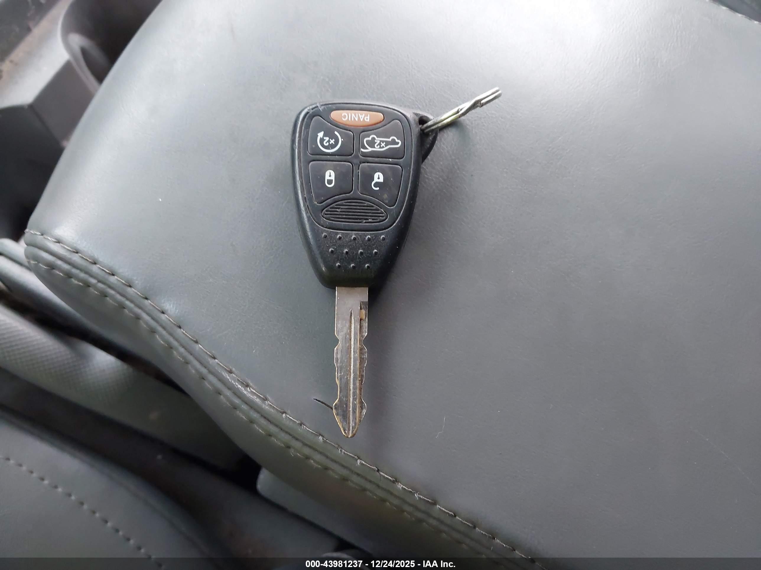 JEEP GRAND image 11