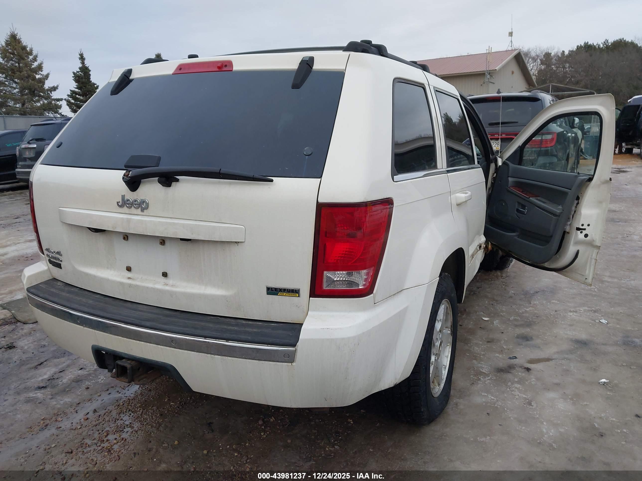 JEEP GRAND image 4