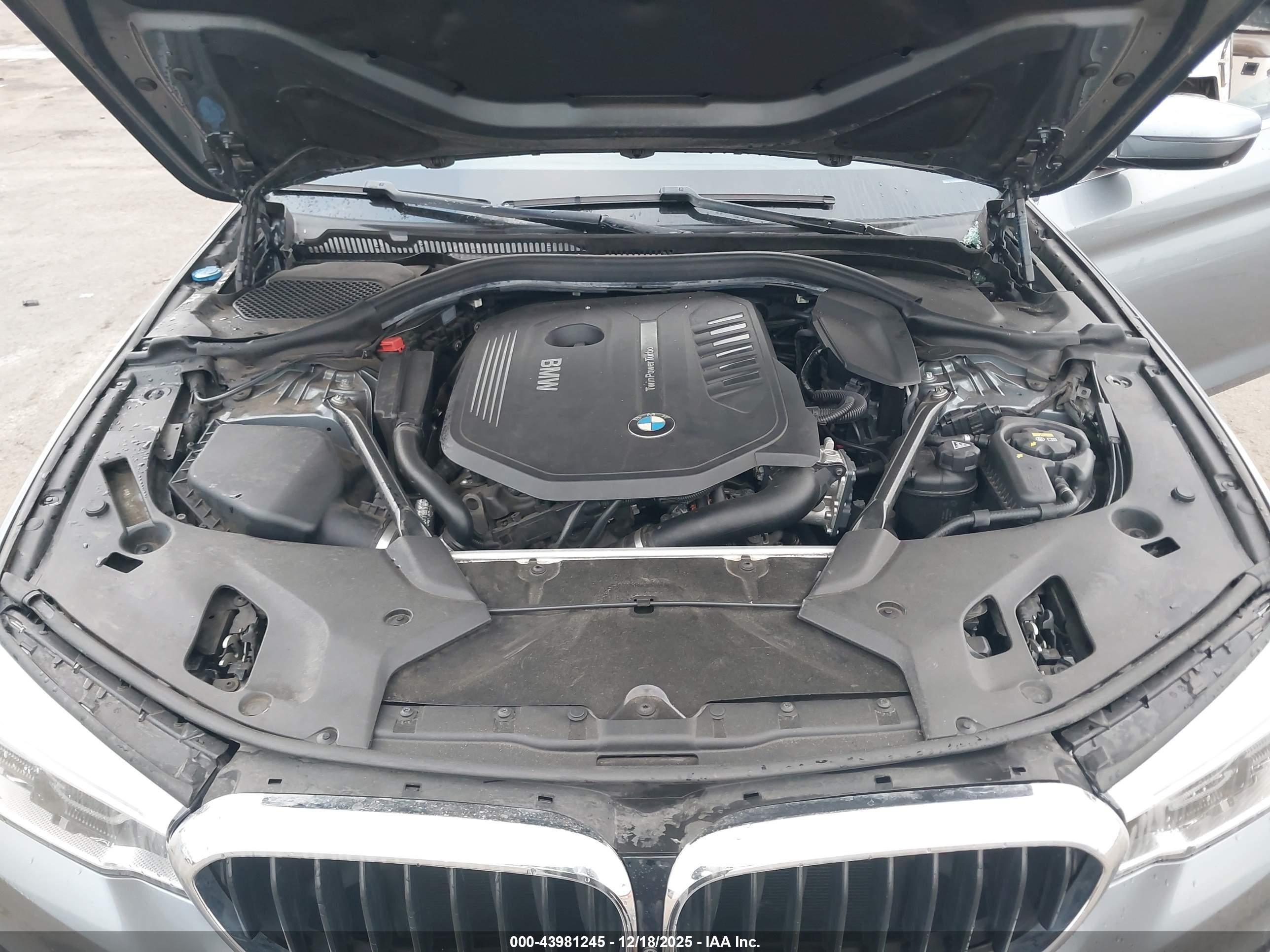 BMW 540I image 10