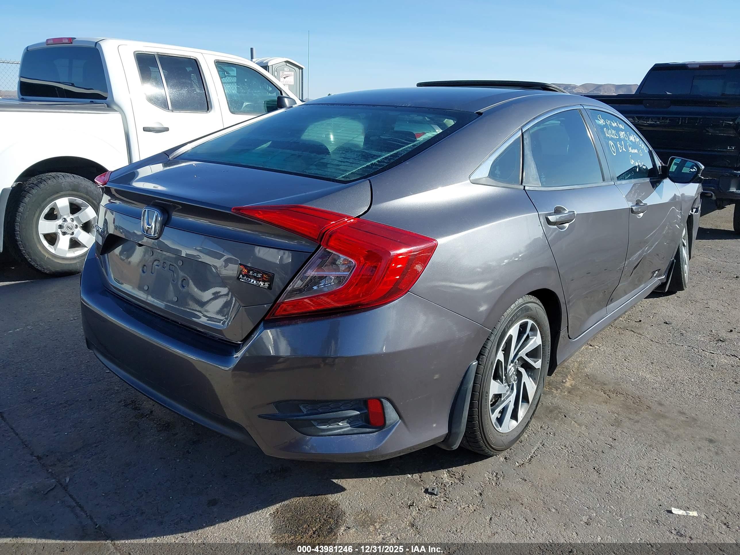 HONDA CIVIC image 4