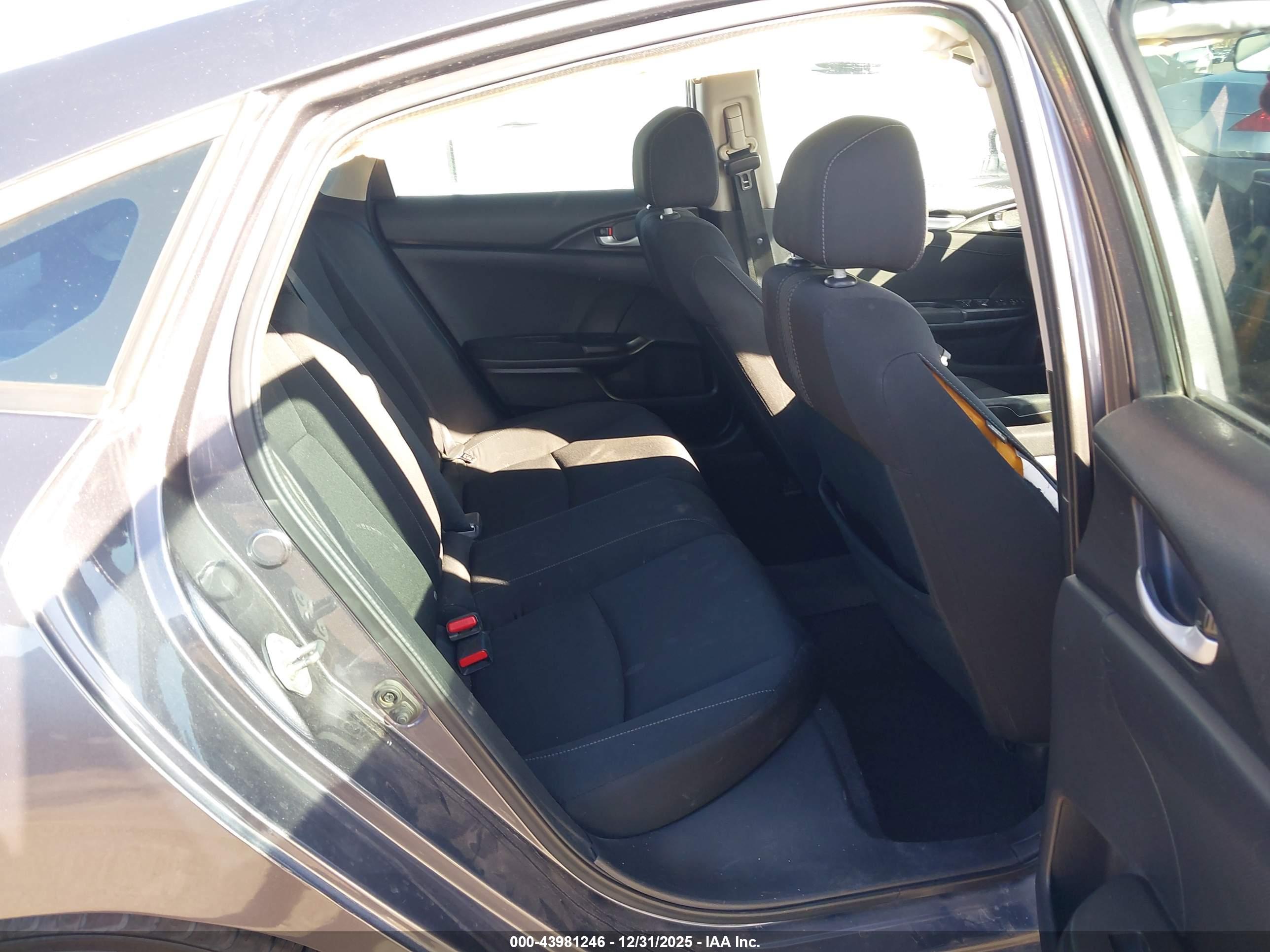 HONDA CIVIC image 8