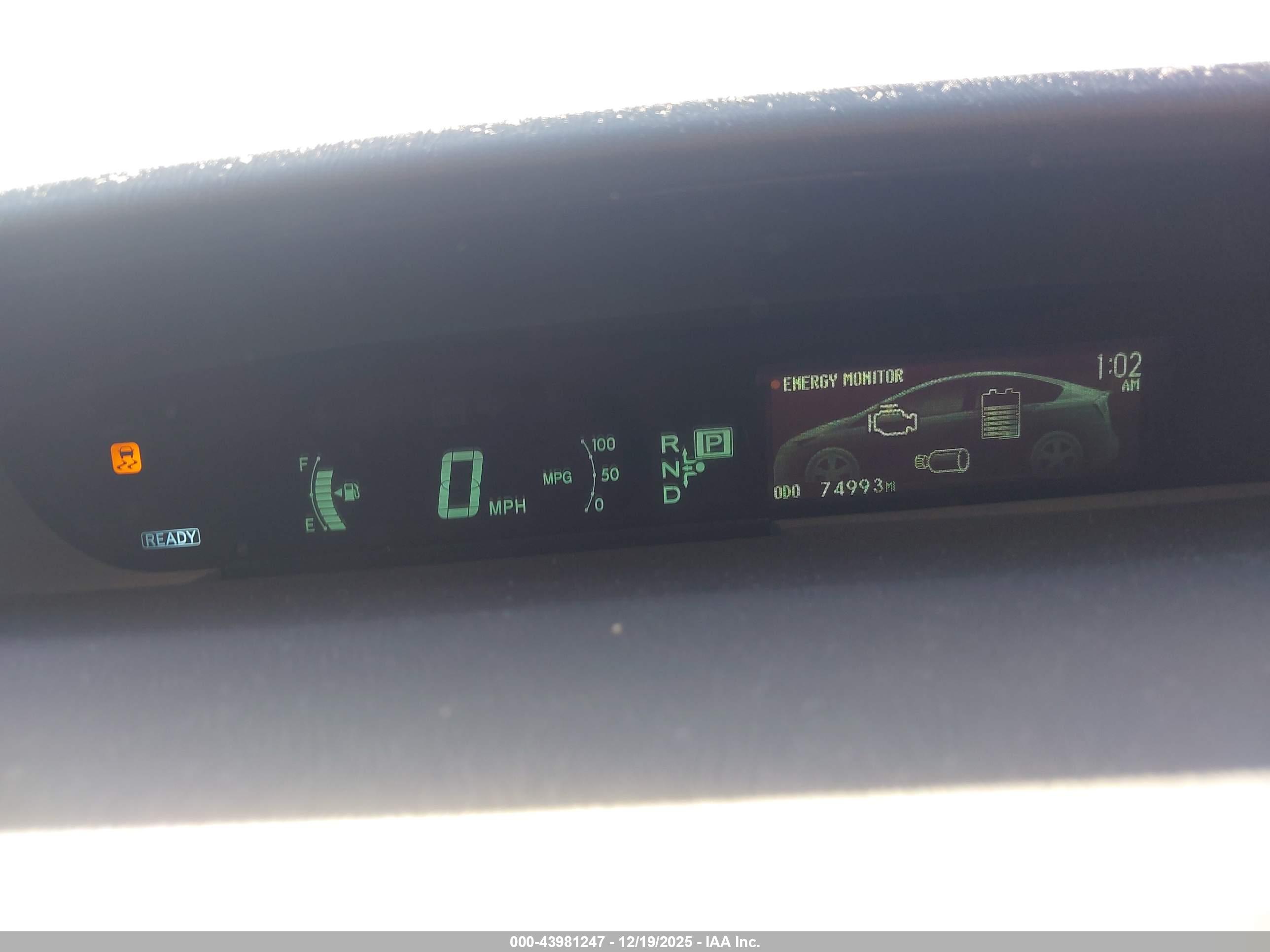 TOYOTA PRIUS image 7