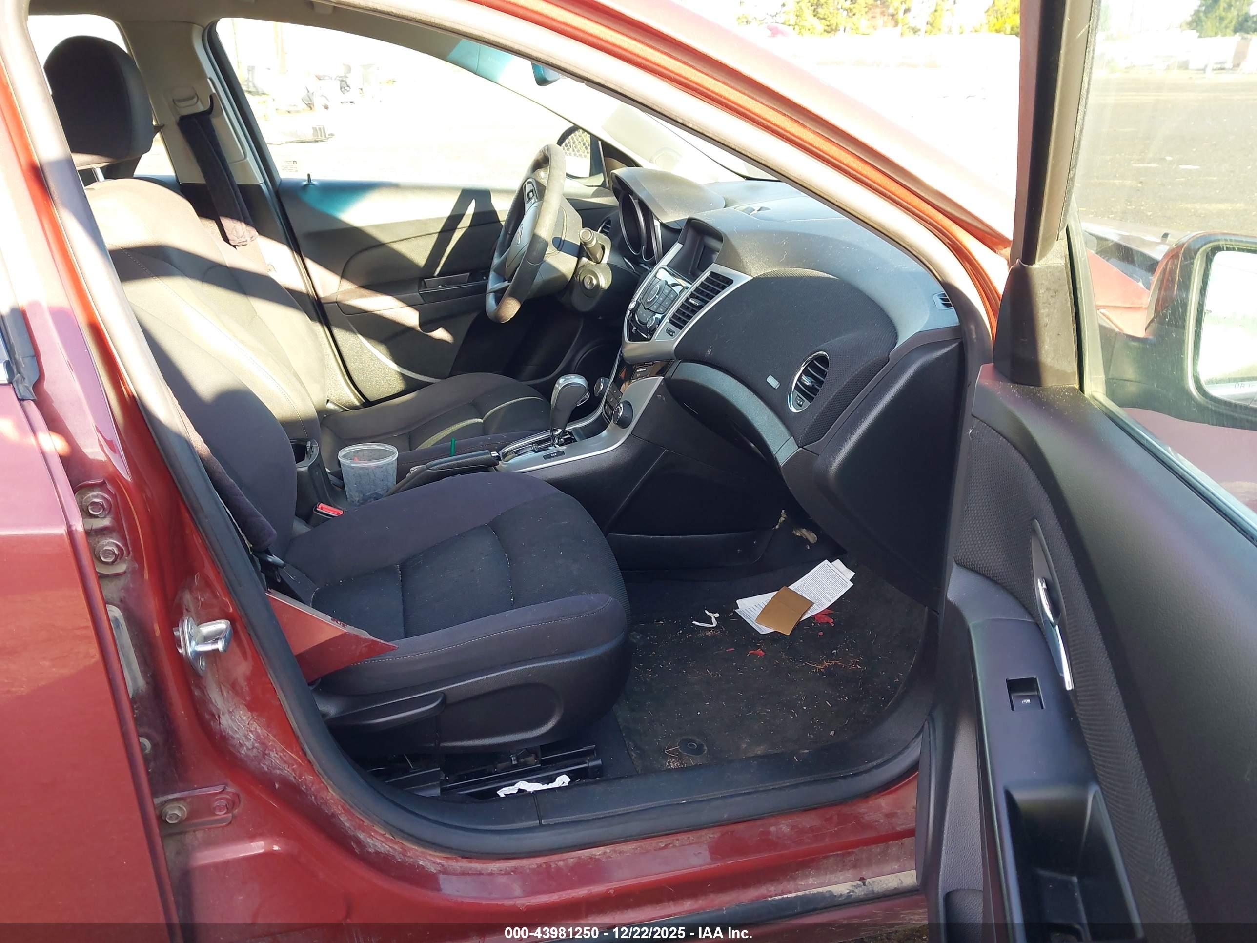 CHEVROLET CRUZE image 5