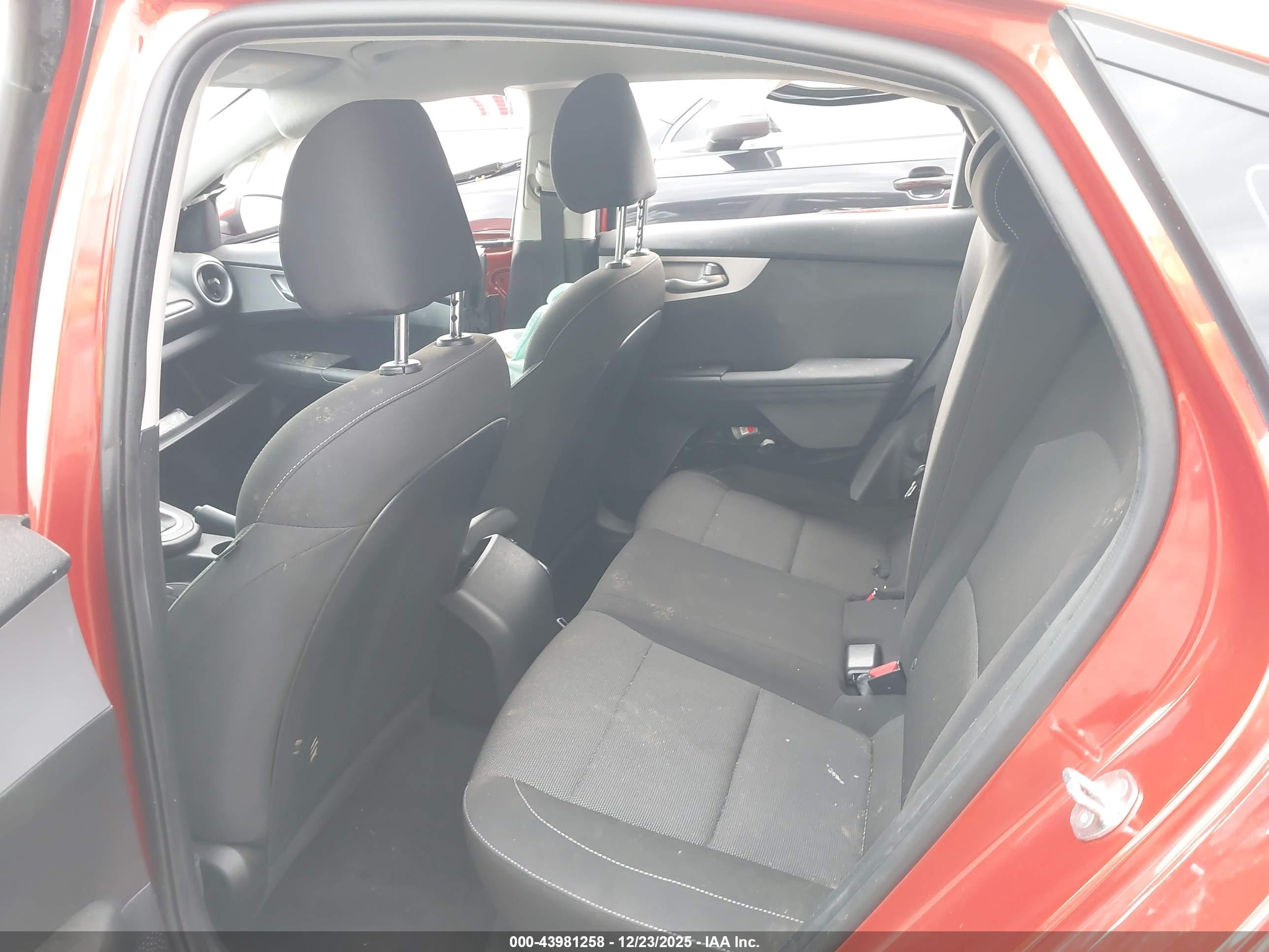 KIA FORTE image 8