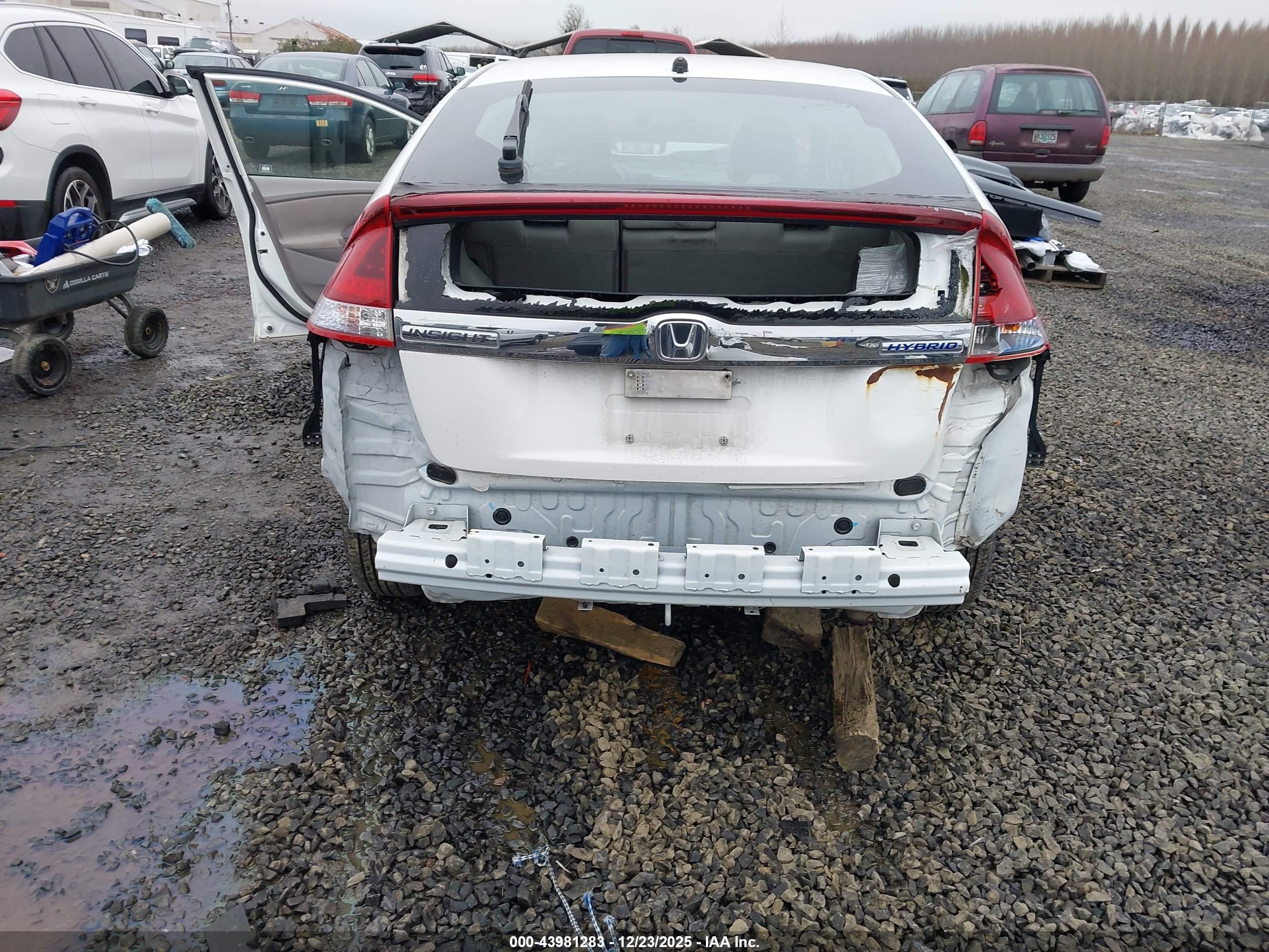 HONDA INSIGHT image 6