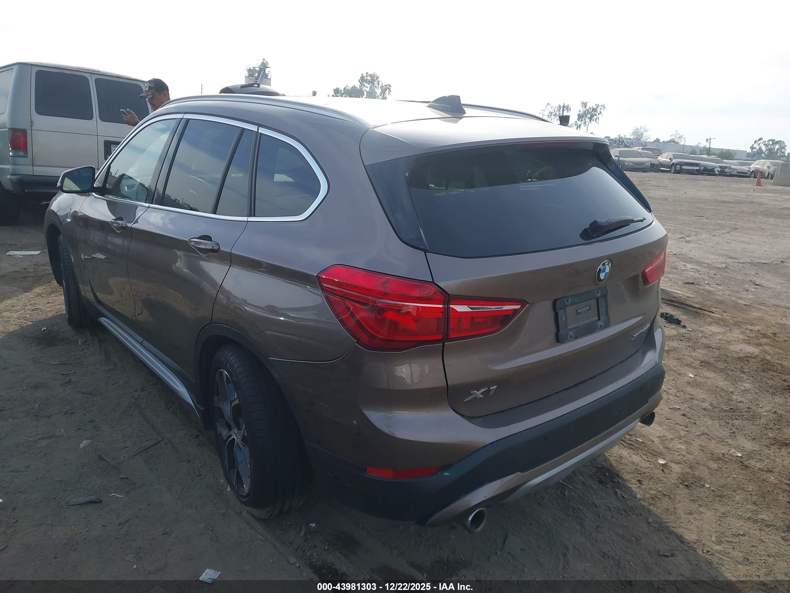 BMW X1 image 3