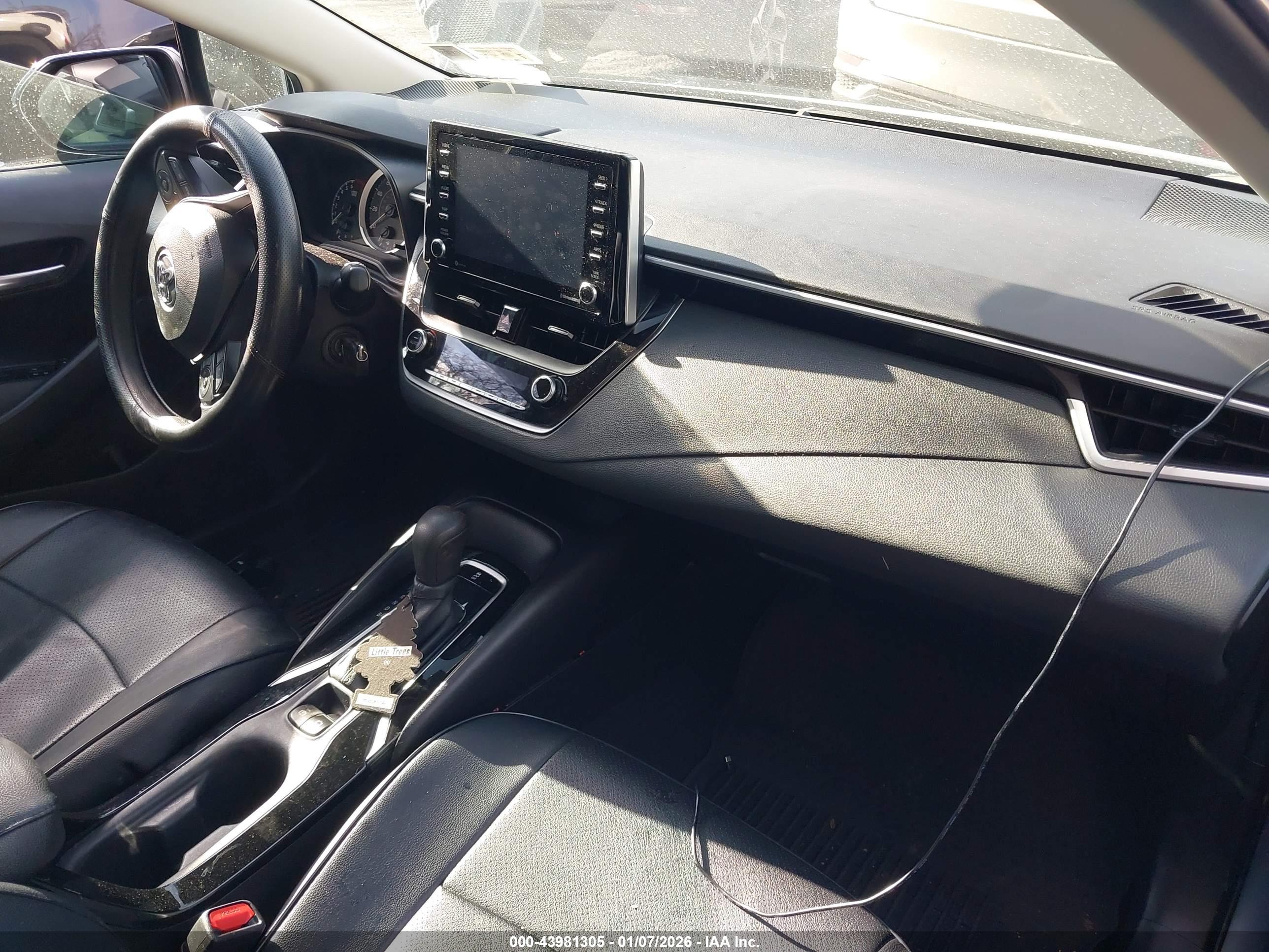 TOYOTA COROLLA image 5