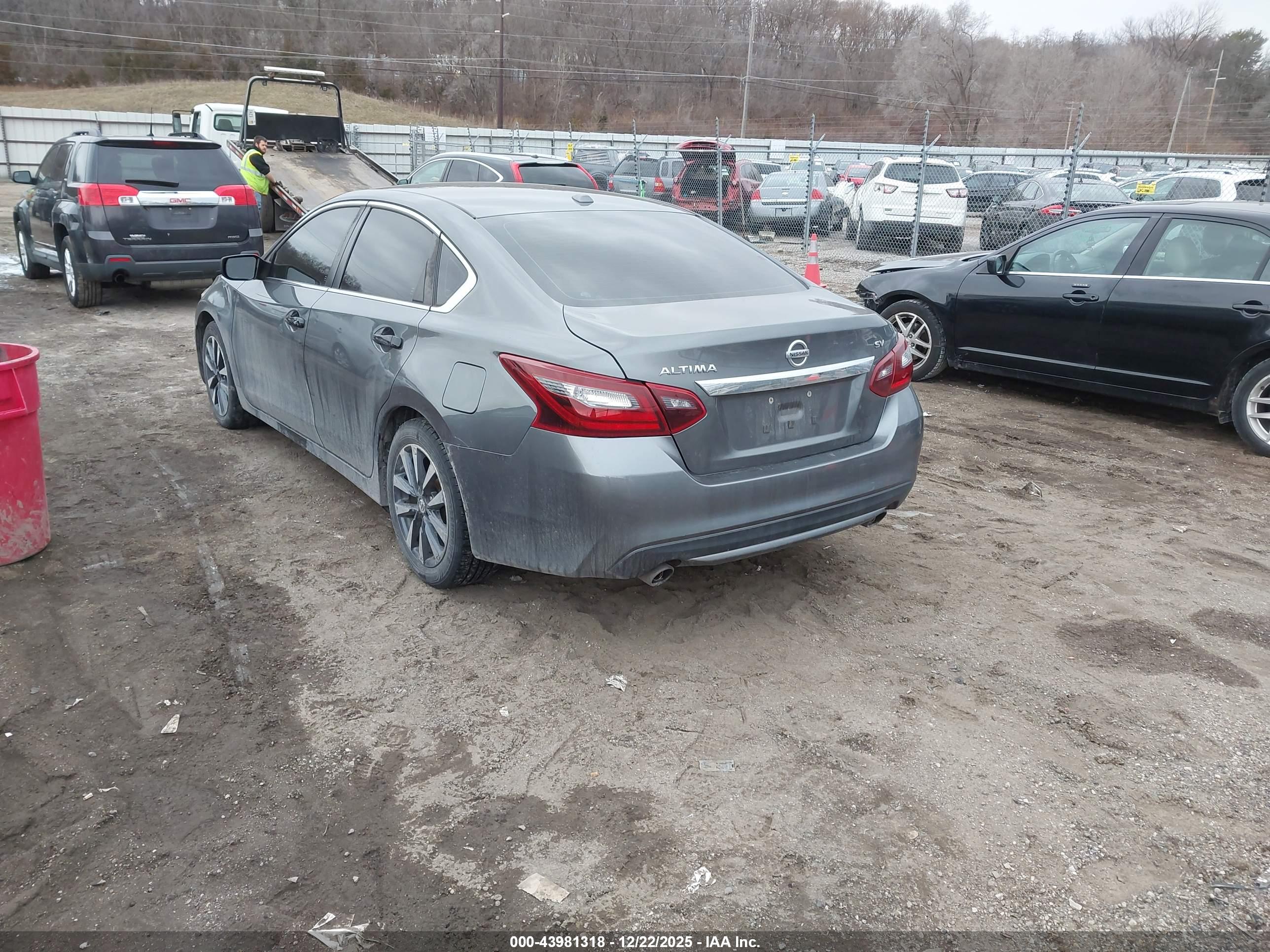NISSAN ALTIMA image 3