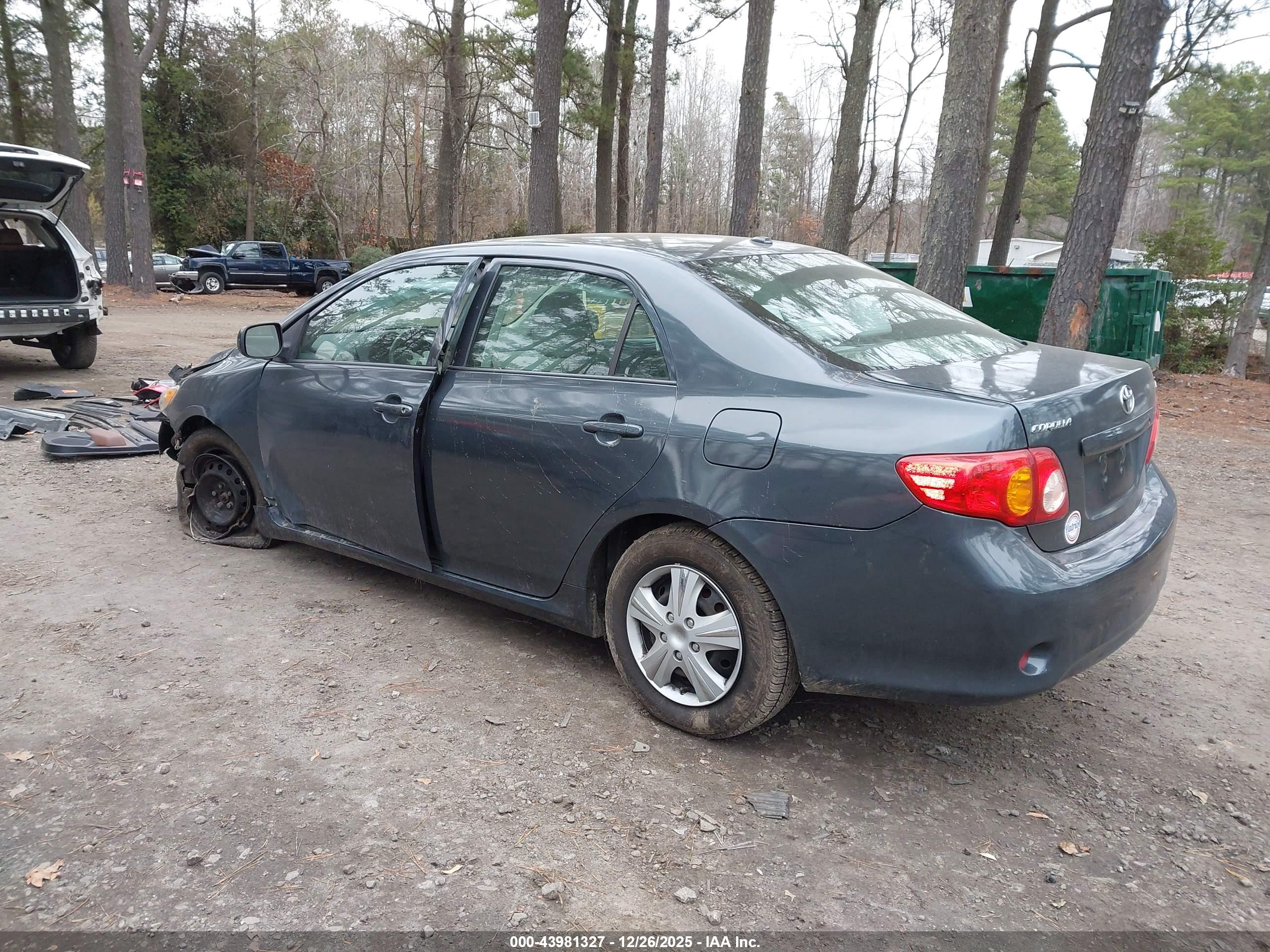 TOYOTA COROLLA image 3