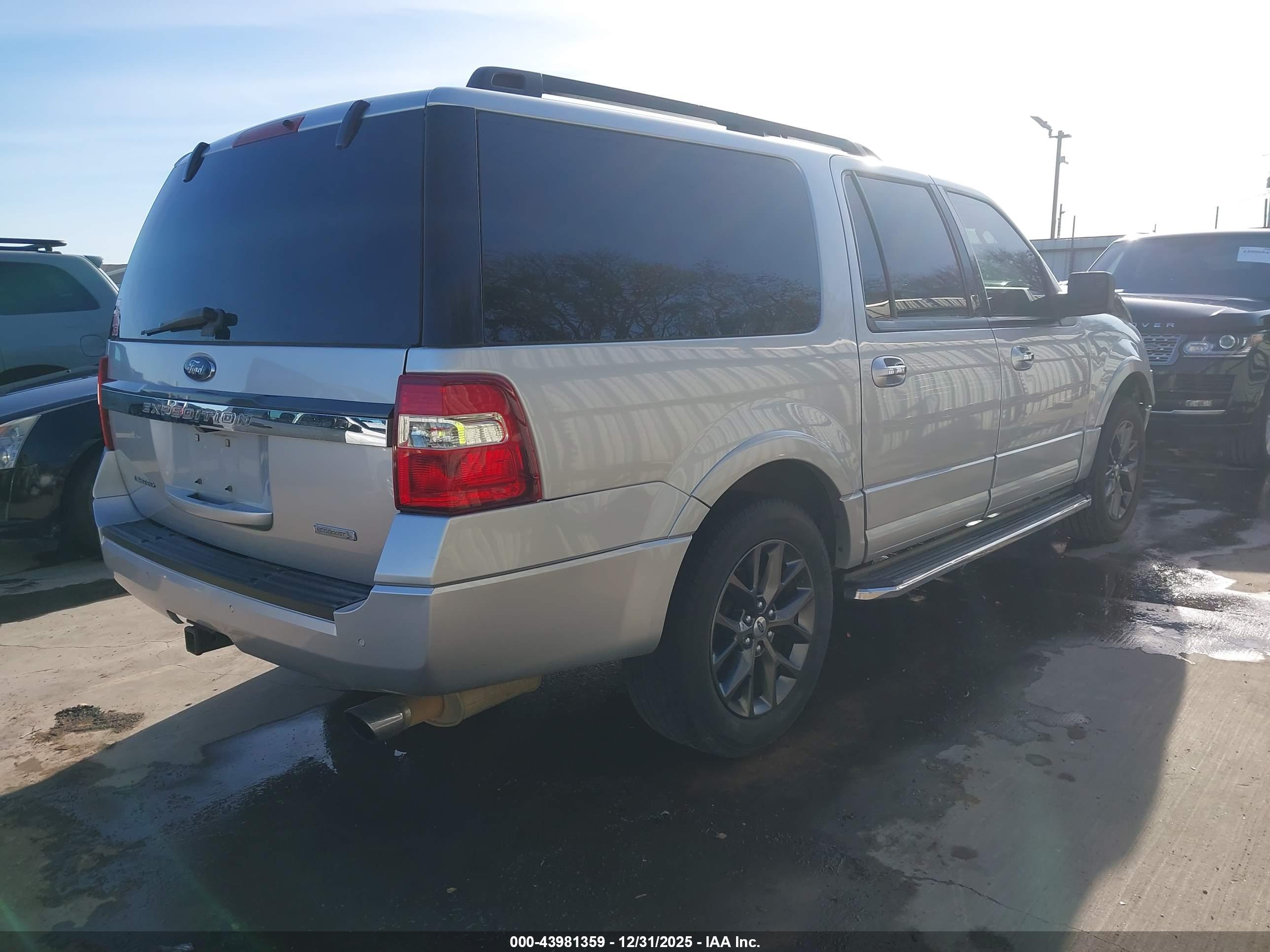 FORD EXPEDITION image 4