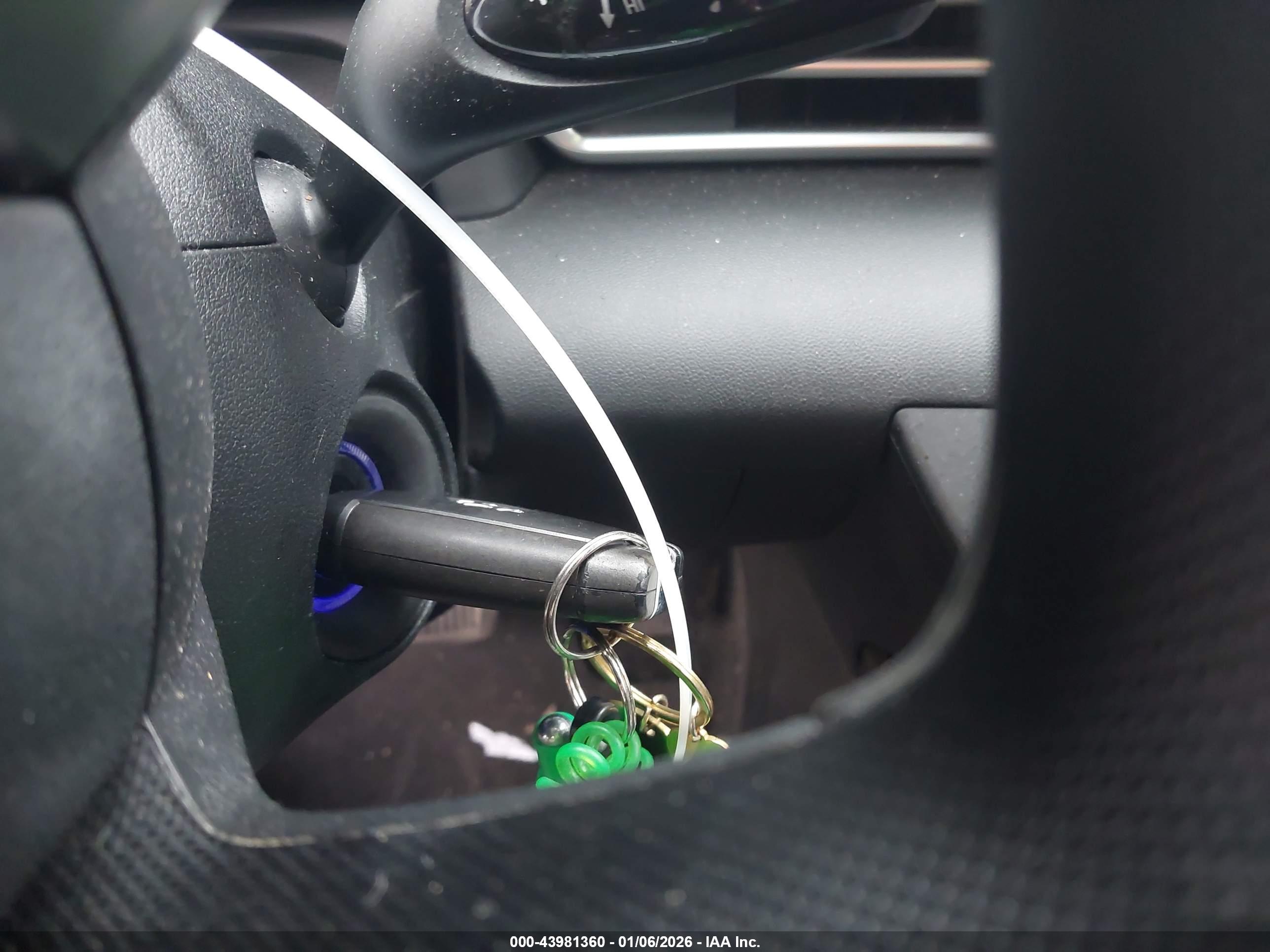 HYUNDAI ELANTRA image 11