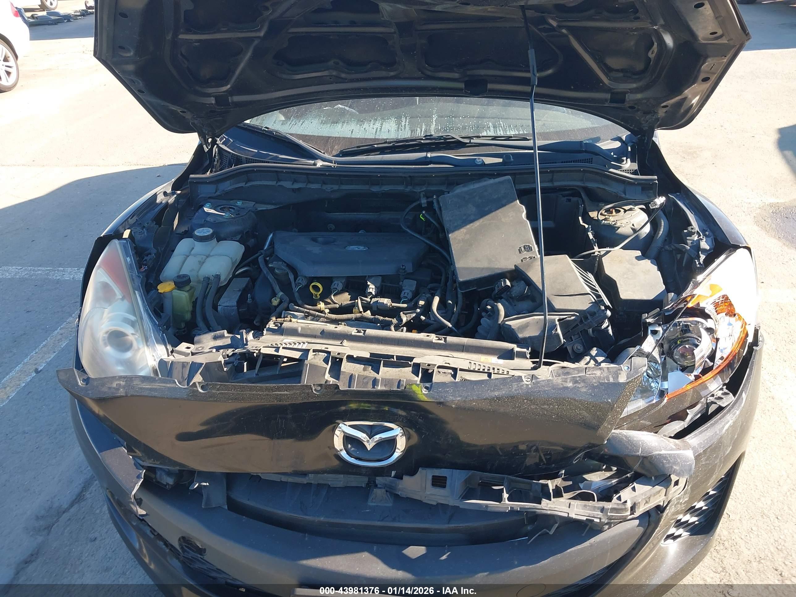MAZDA MAZDA3 image 10
