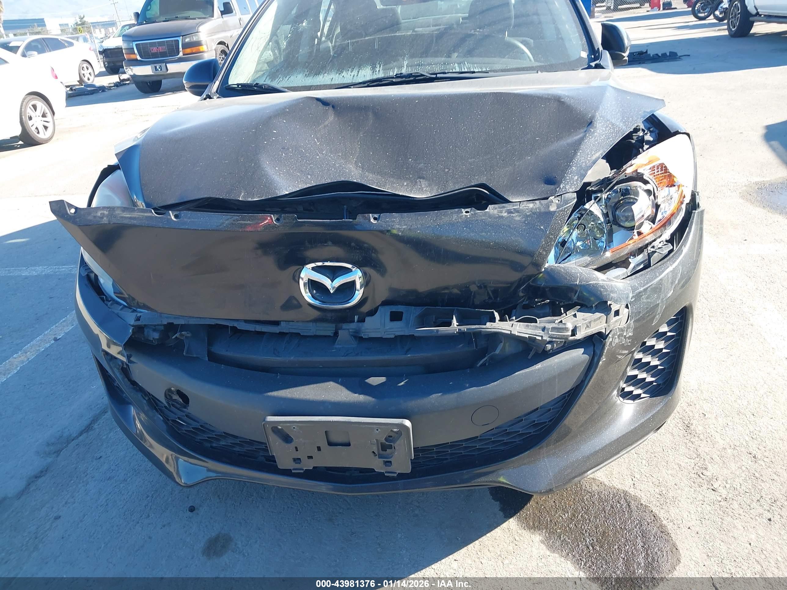 MAZDA MAZDA3 image 6