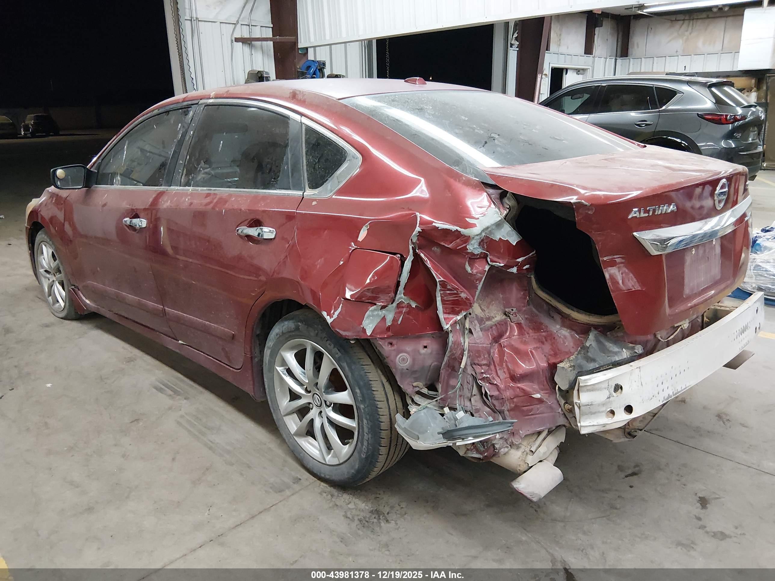 NISSAN ALTIMA image 3