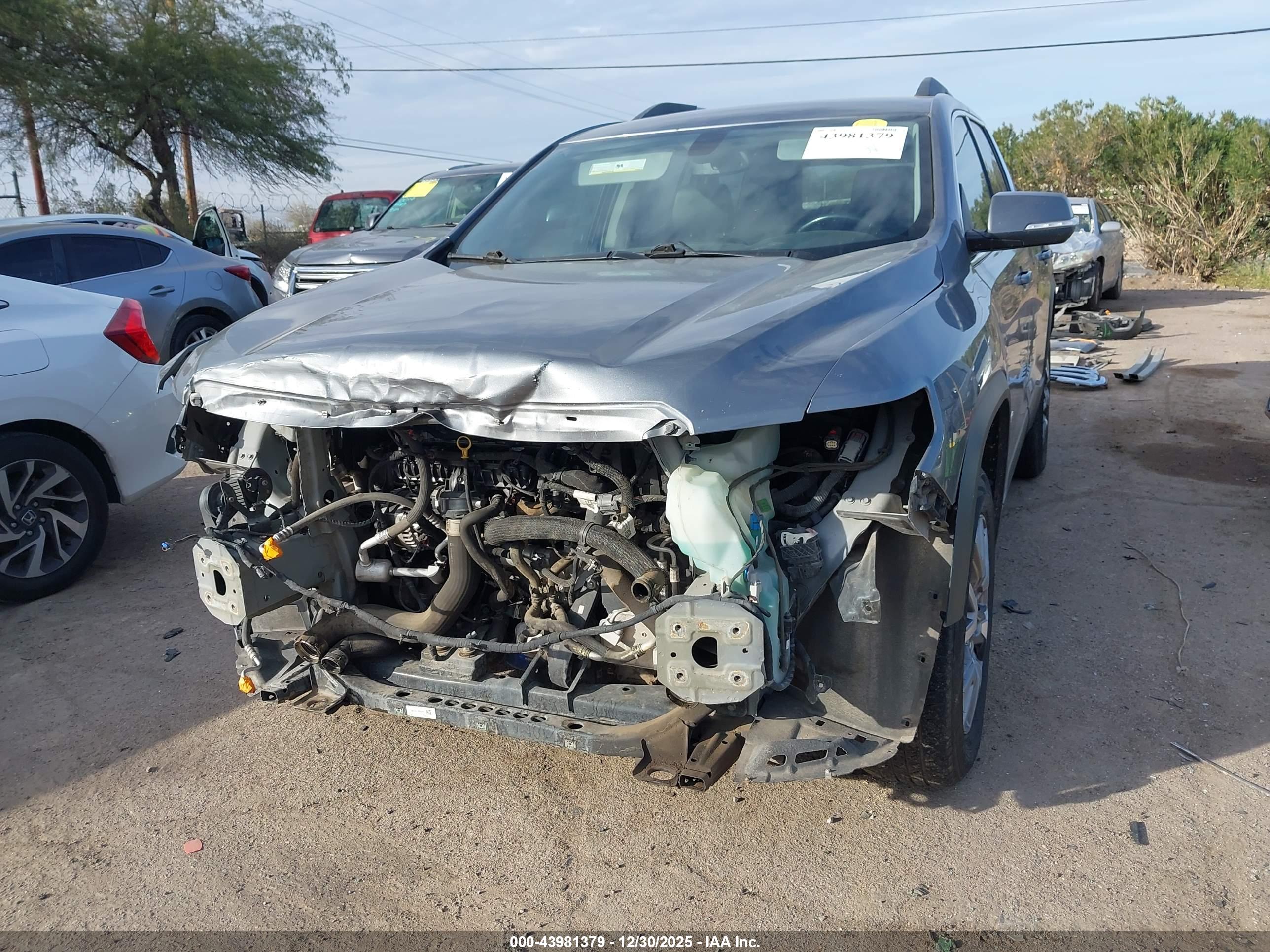 GMC ACADIA image 6