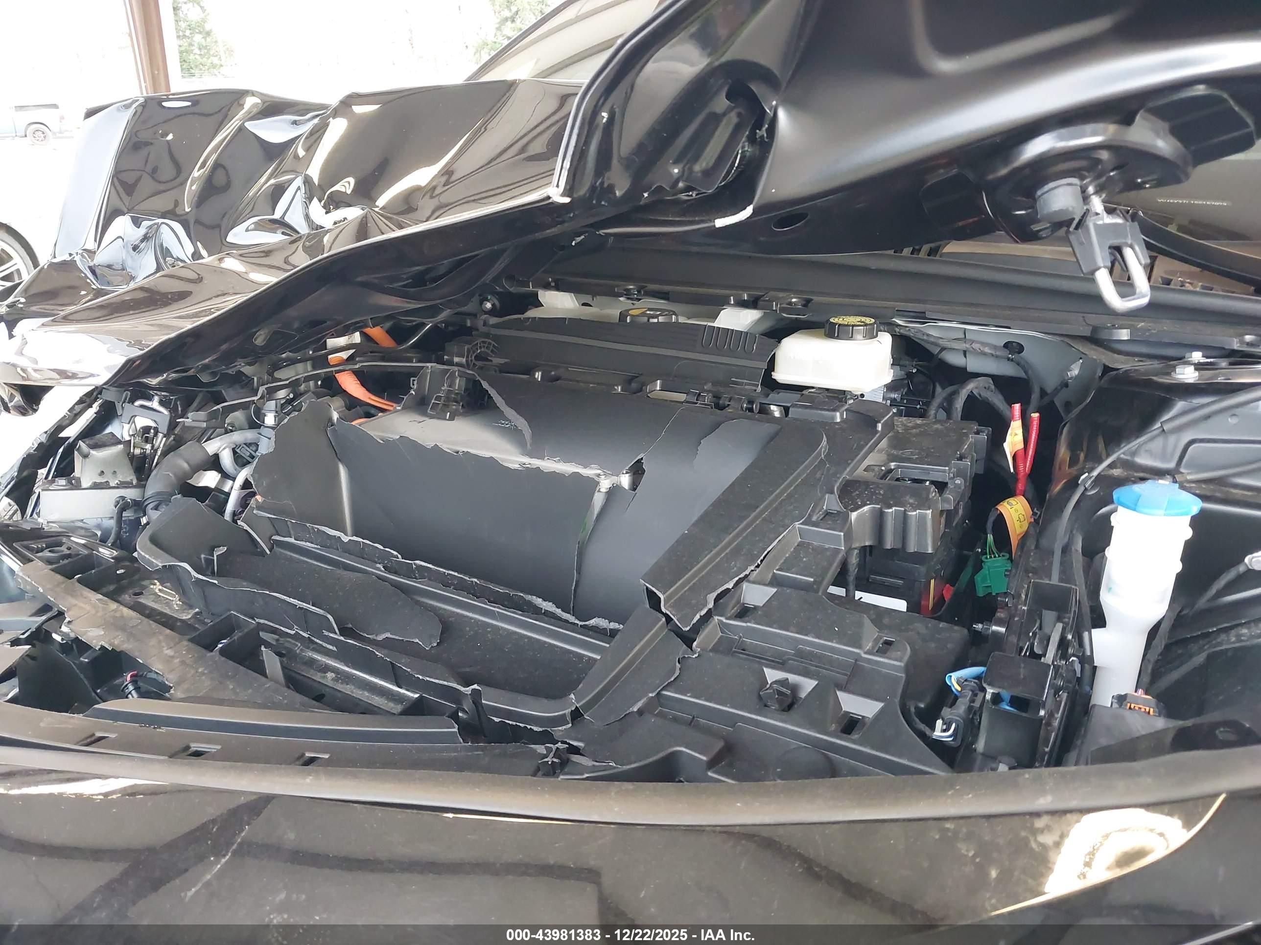 VOLVO EX30 image 10