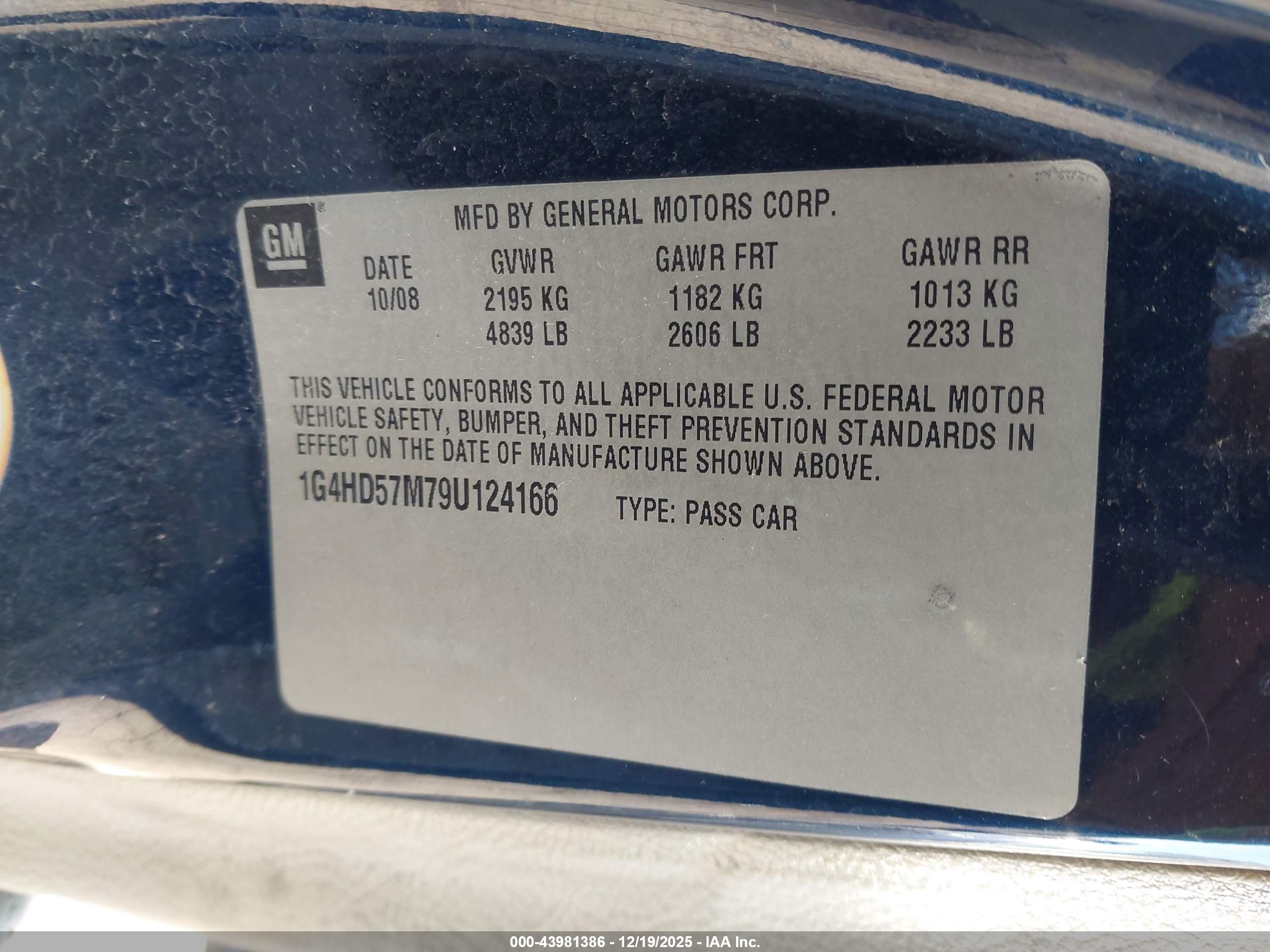 BUICK LUCERNE image 9