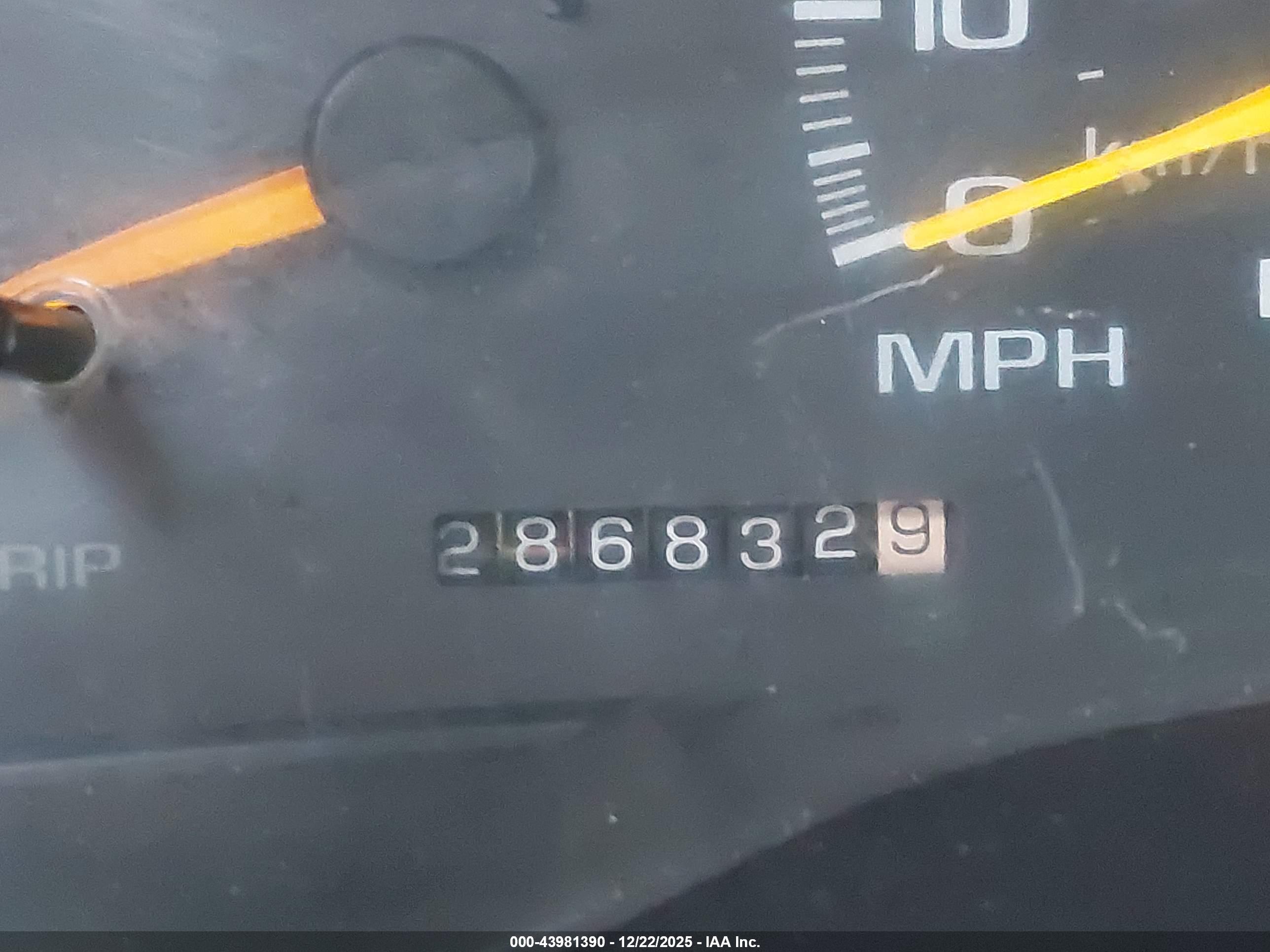 CHEVROLET K1500 image 7