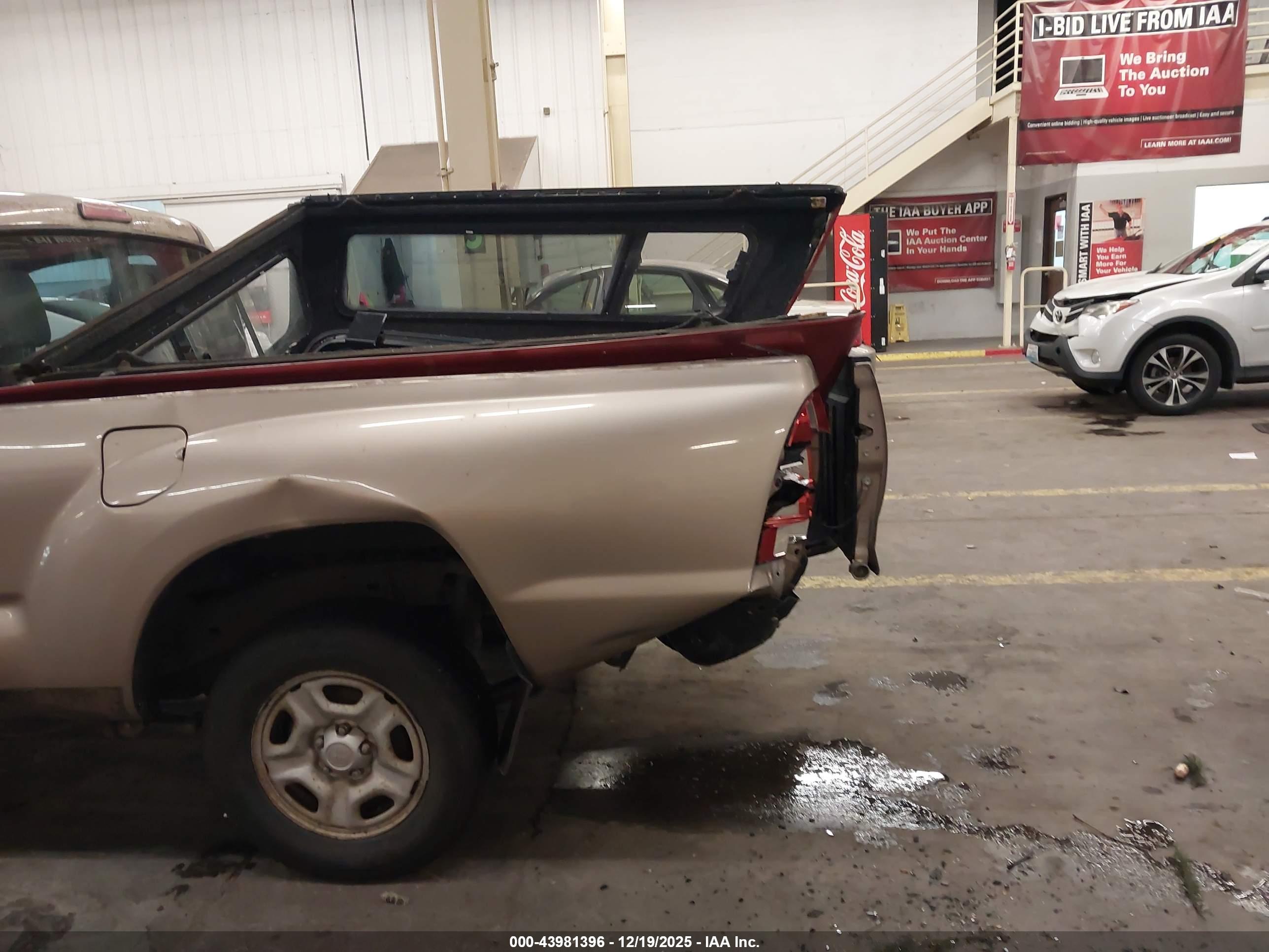 TOYOTA TACOMA image 6