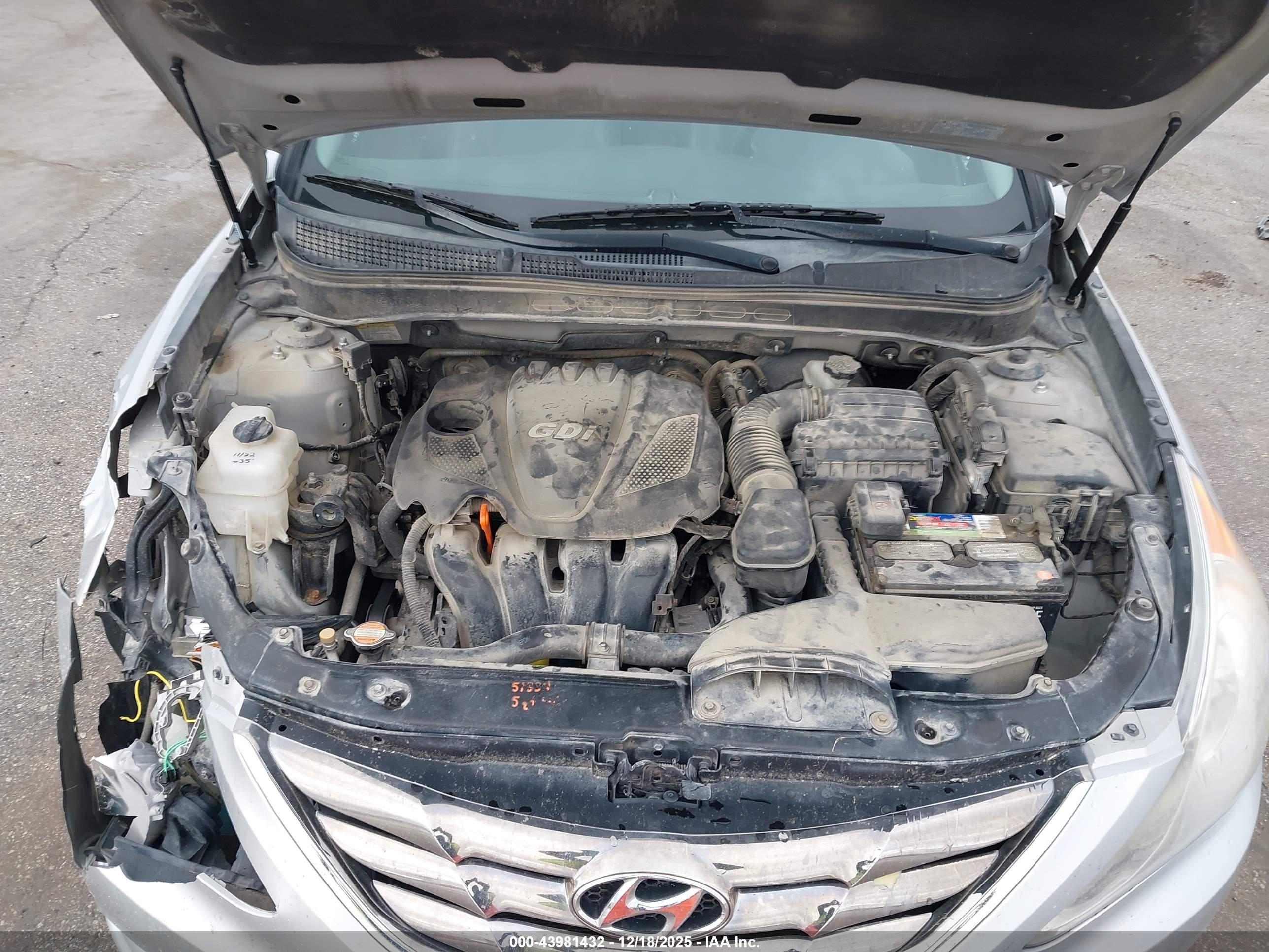 HYUNDAI SONATA image 10