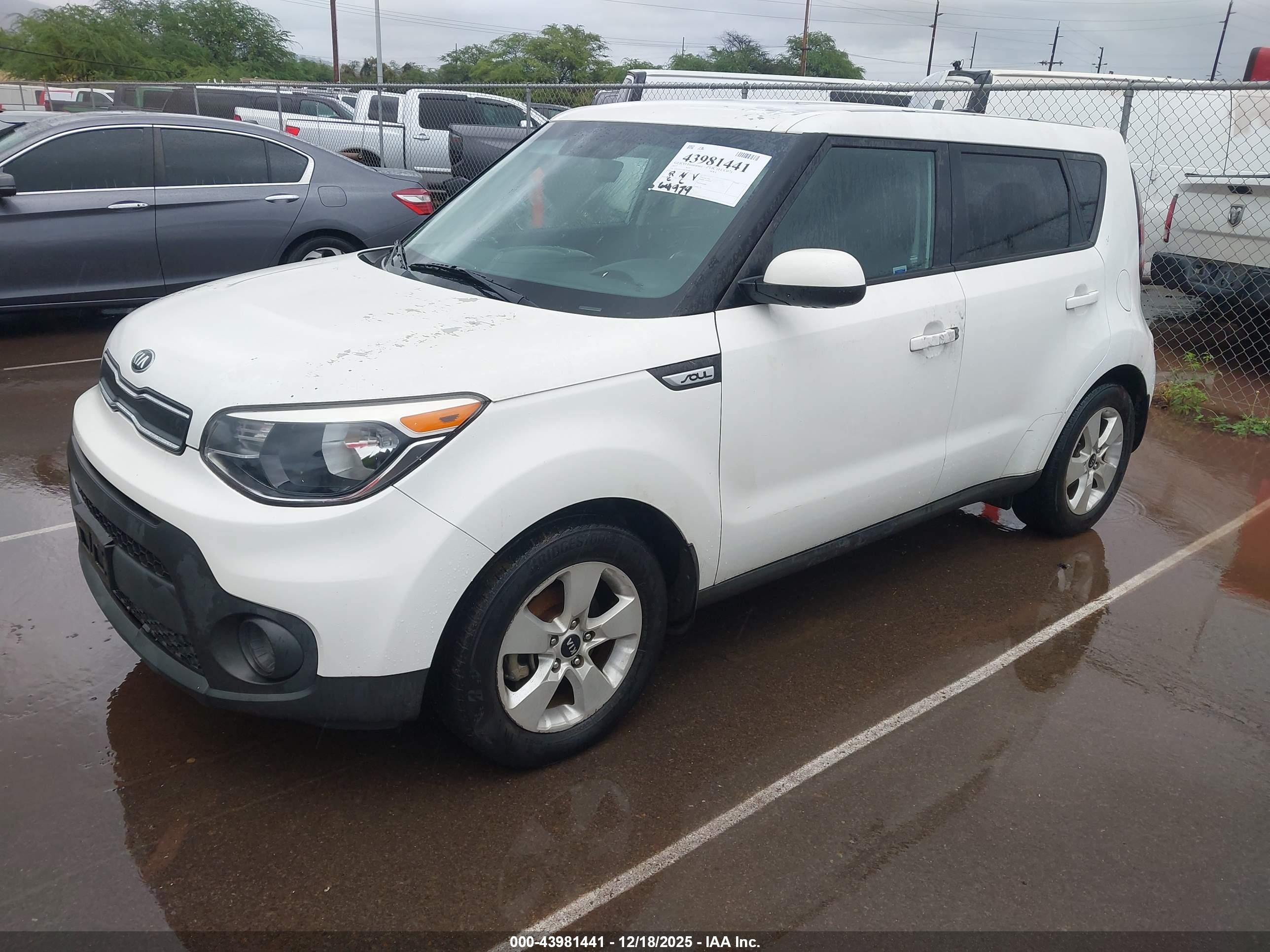 KIA SOUL image 2