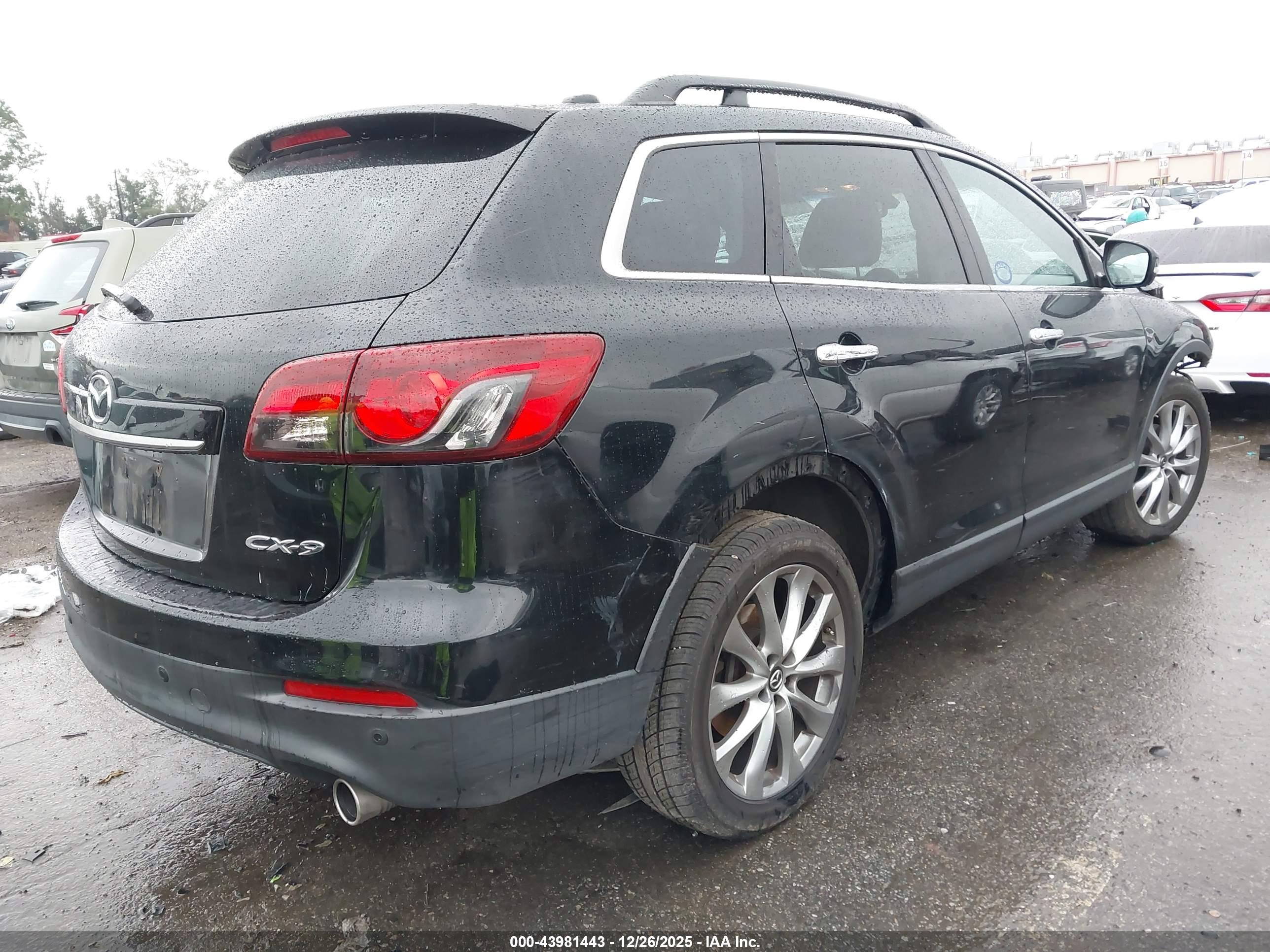 MAZDA CX-9 image 4