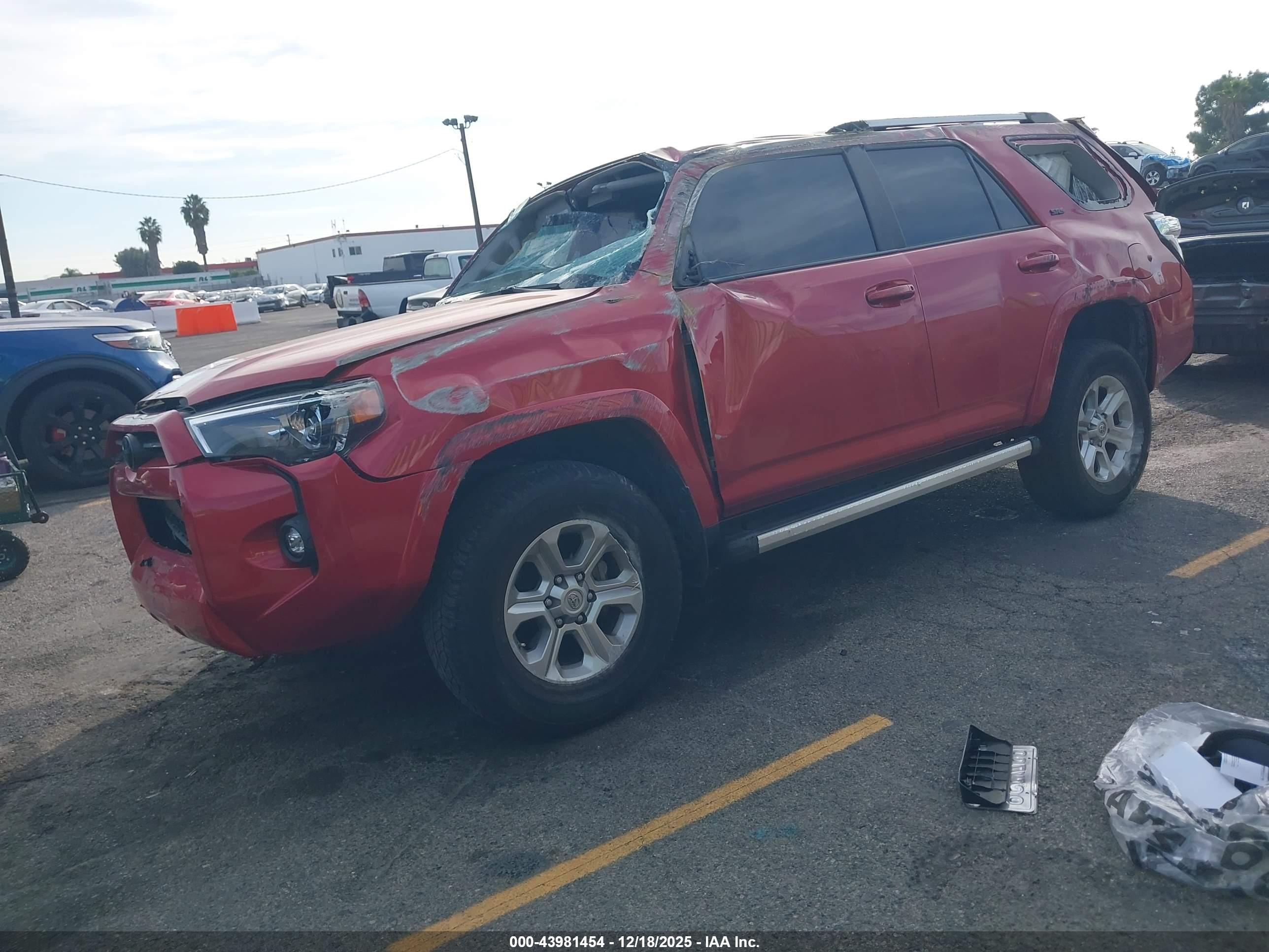 TOYOTA 4RUNNER image 2