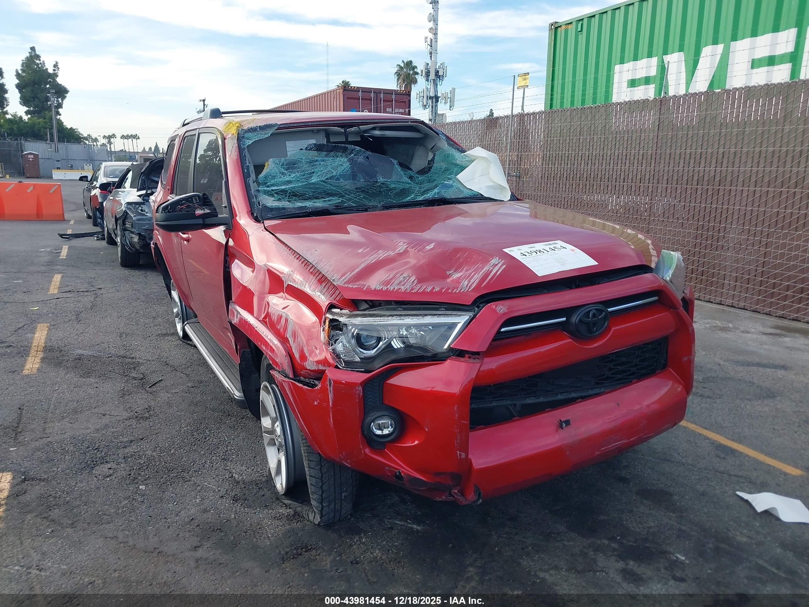 TOYOTA 4RUNNER image 6