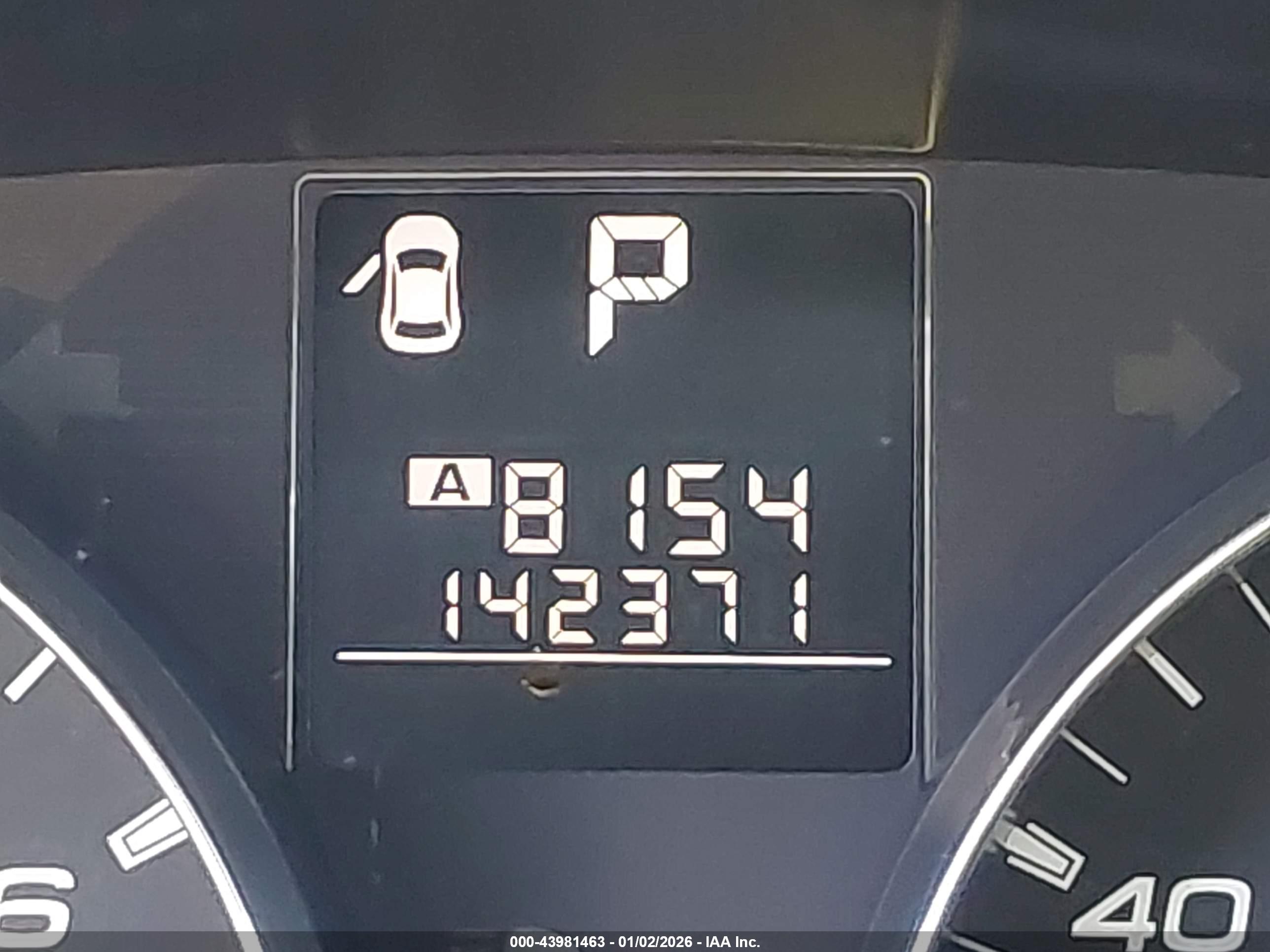 SUBARU OUTBACK image 7