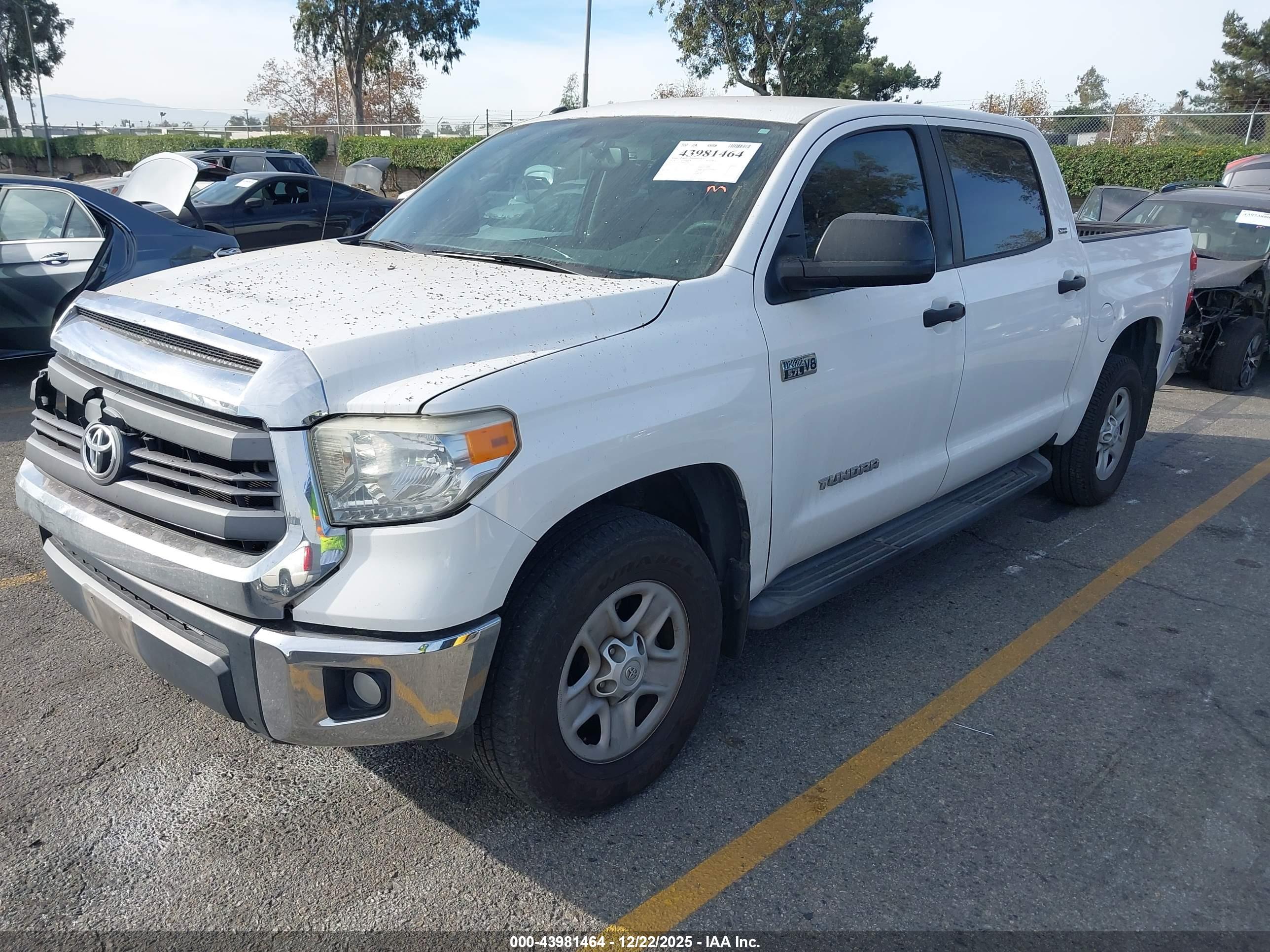 TOYOTA TUNDRA image 2